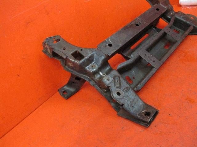 Chrysler PT Cruiser axle beam subframe axle beam TRAWERS front front