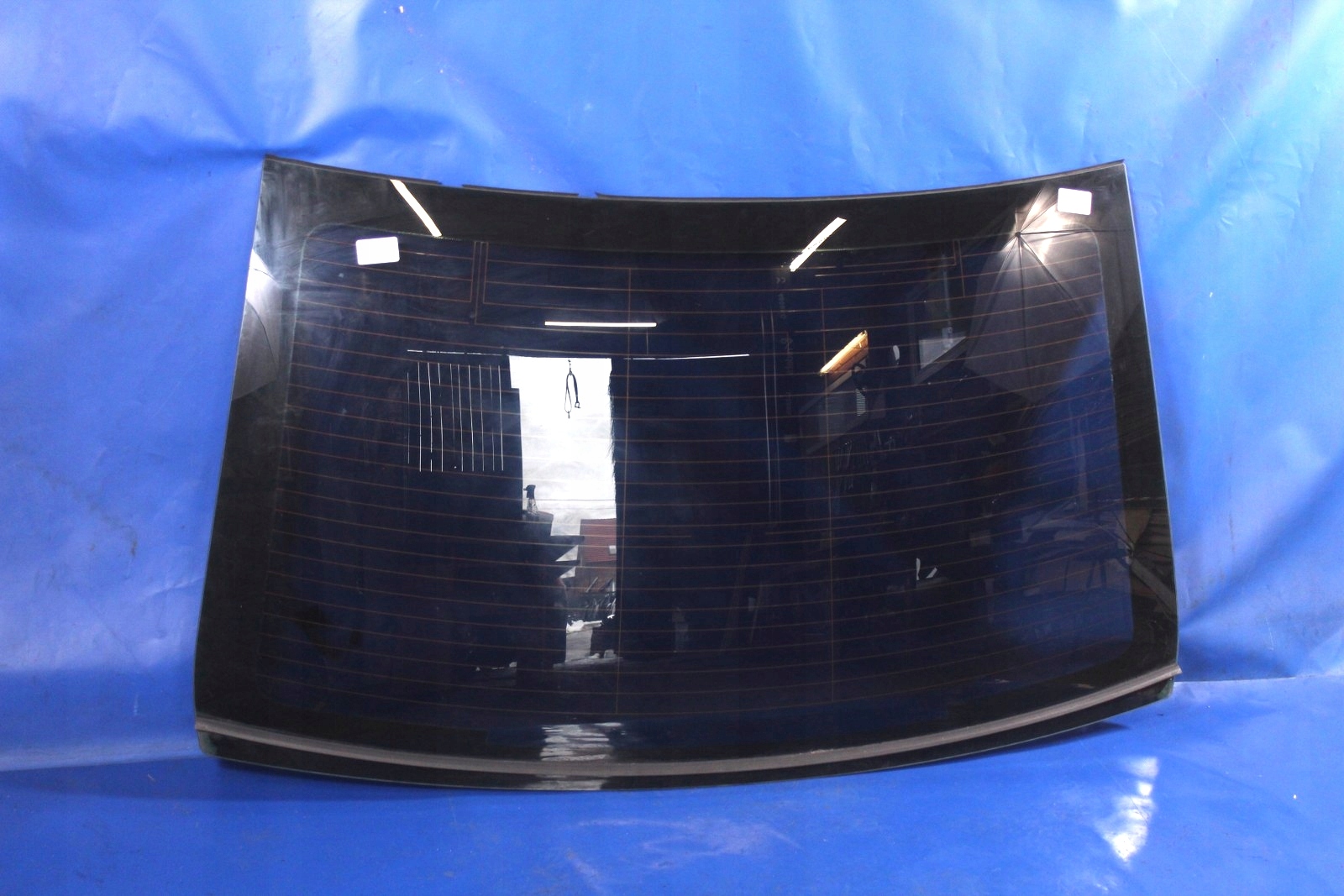 A2126700200 - Стекло заднее заднее MERCEDES W212 13R Sedan LIFT