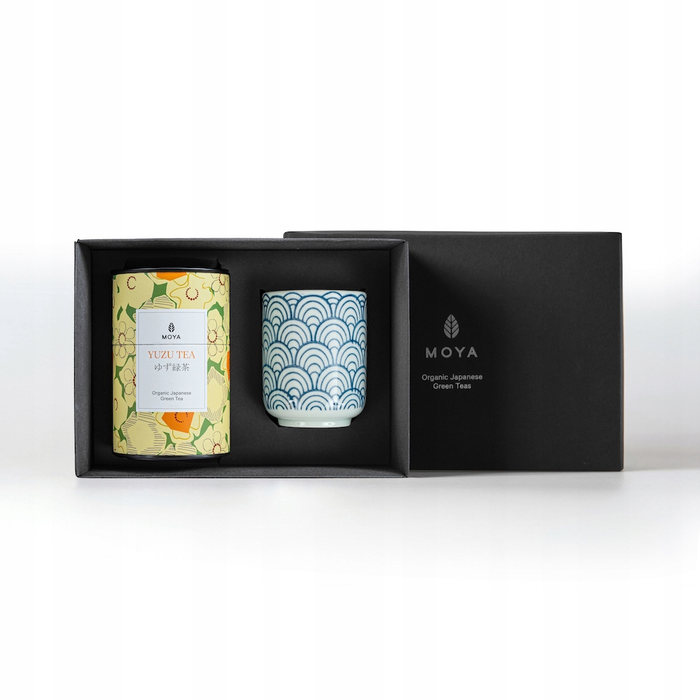 Dárková sada organického zelený čaj Moya Yuzu Tea a hrnku Choseki