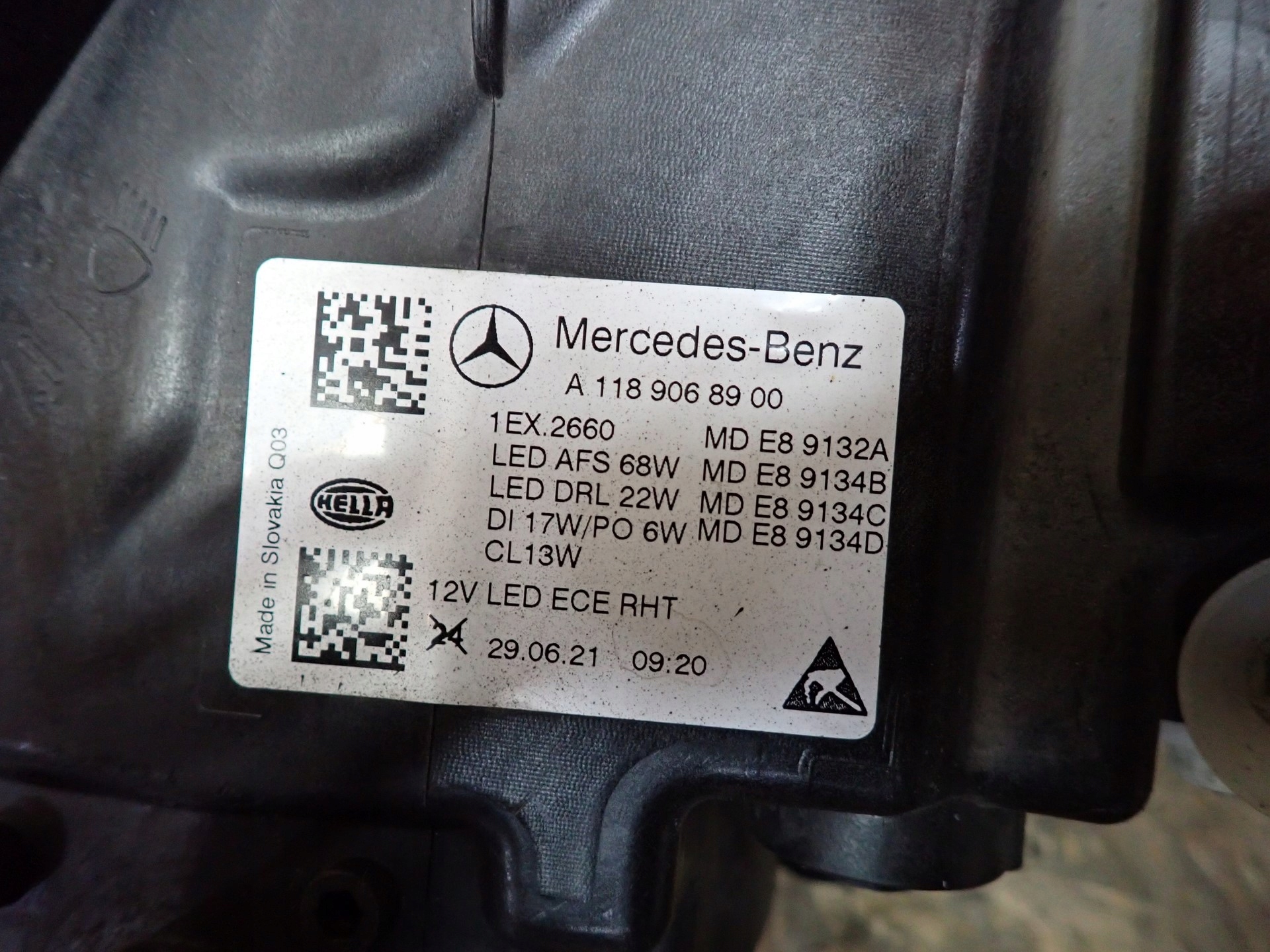 light left REFLEKTOR left FULL LED MERCEDES CLA 118 2019- A1189068900
