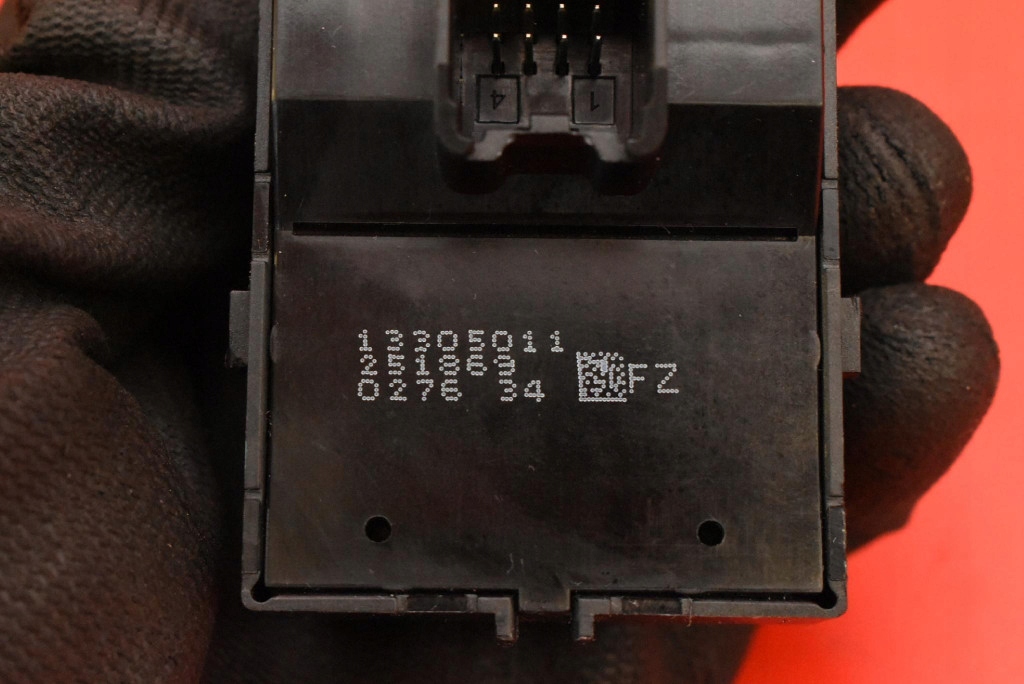 control panel of the window EU 13305011 OPEL MERIVA B 10-14