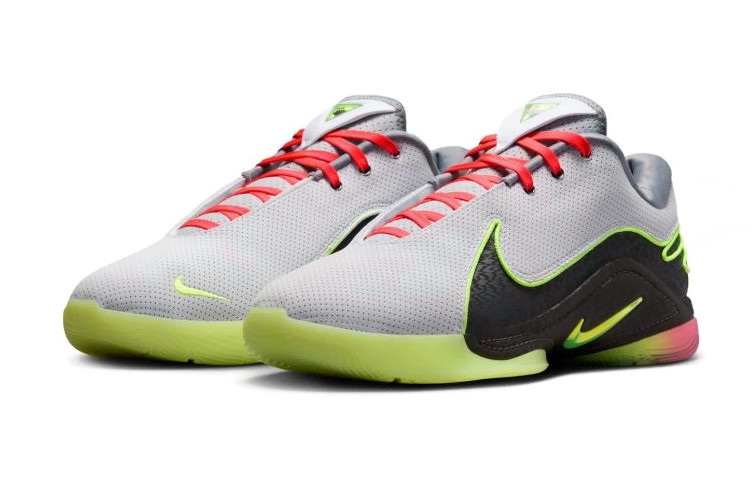 Boty Nike Lebron 22 XXII Crown Jewel Velikost 47,5 Stélka 30,5 CM