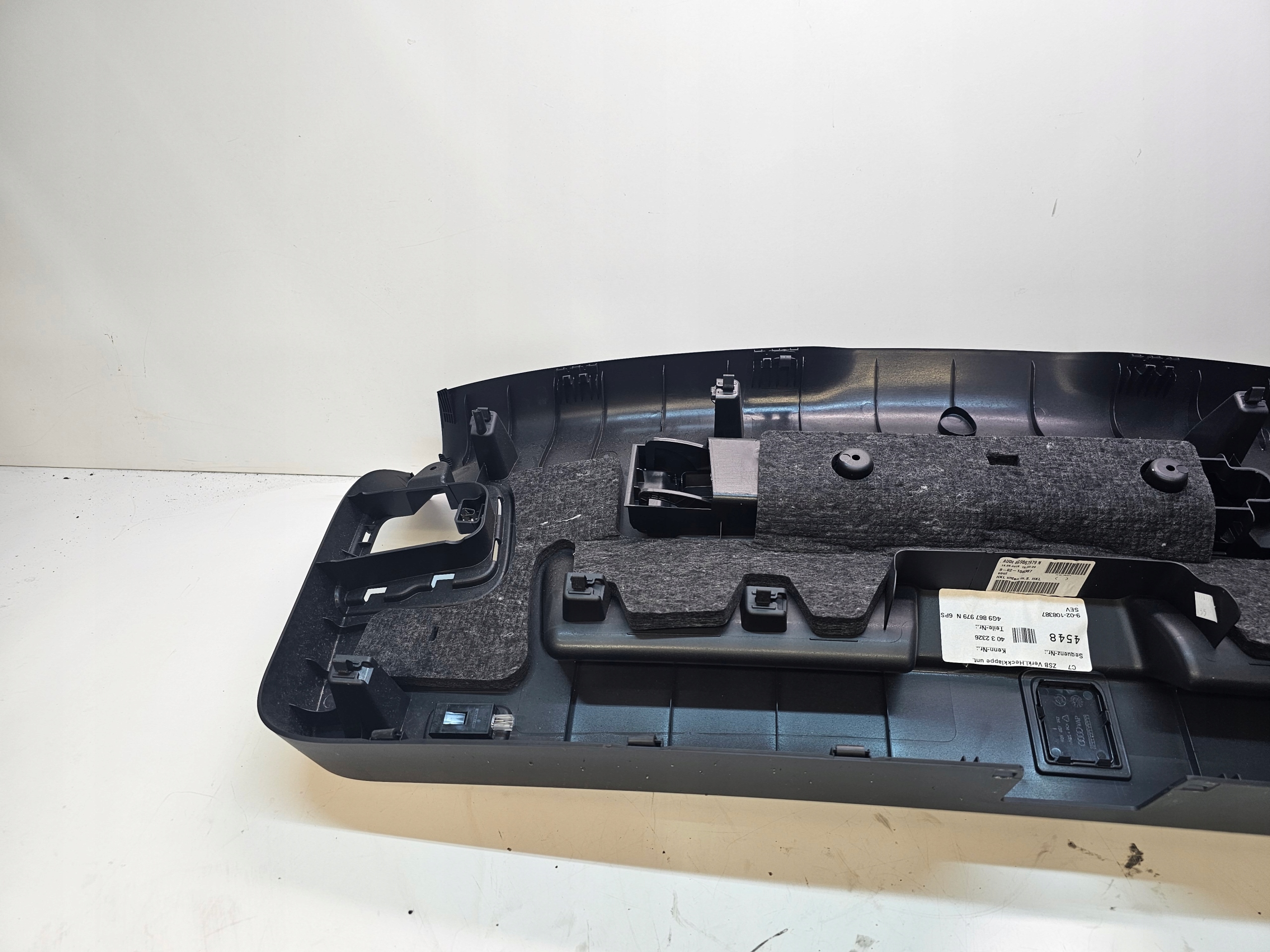 upholstery bonnet rear part AUDI A6 C7 AVANT 4G9867979N