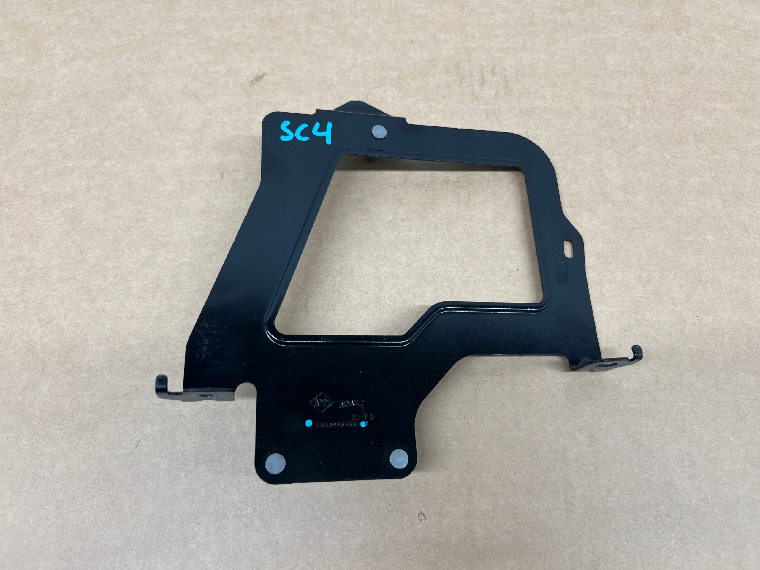 Renault Scenic IV bracket holder komputera 285399666R