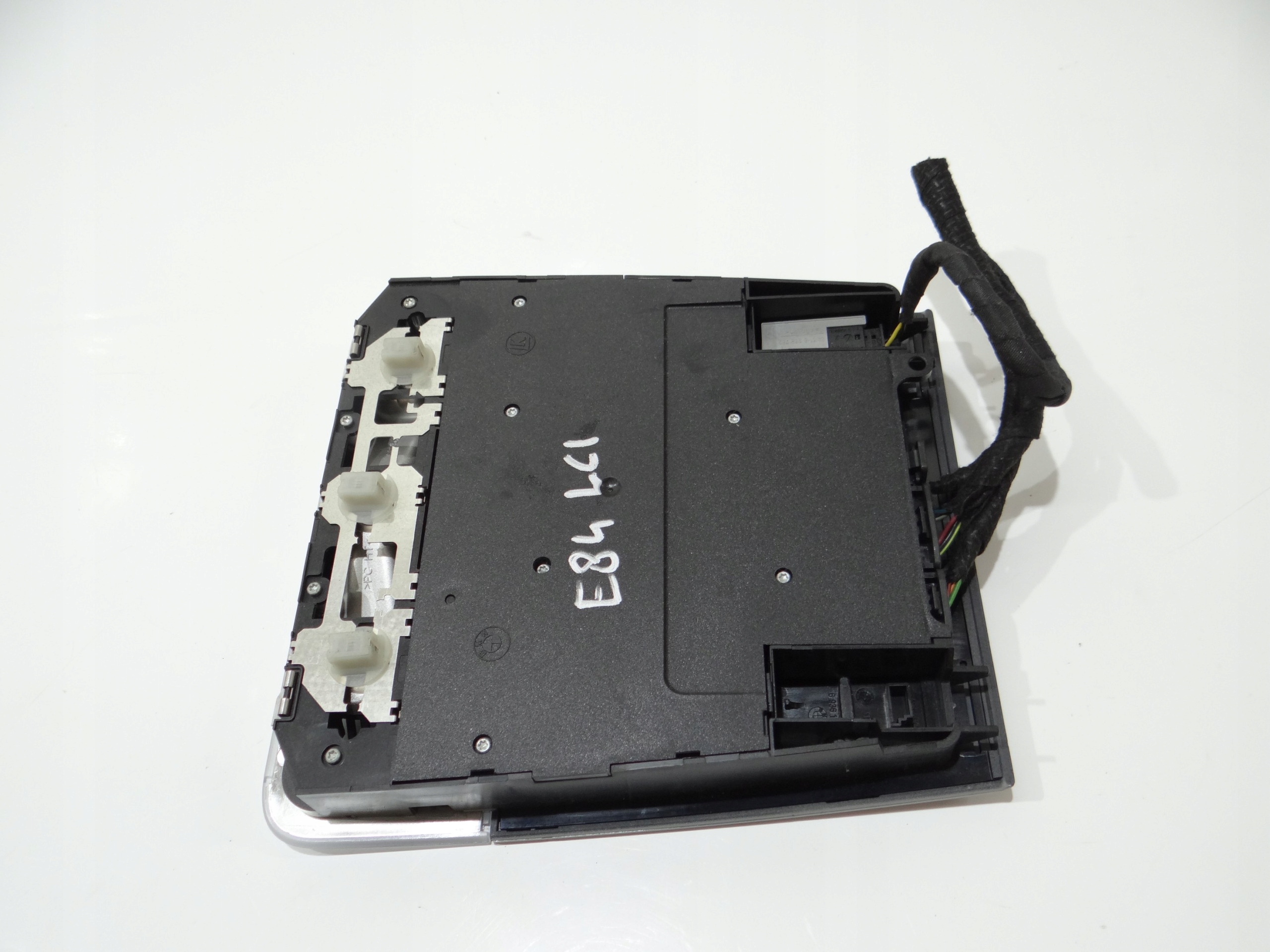 light OSWIETLENIE cabs BMW X1 E84 E90 LCI 9225487 (17245770)