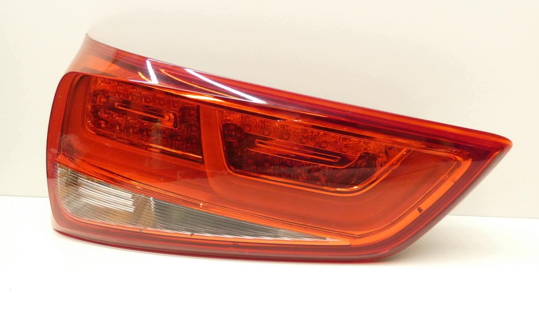AUDI A1 8X0945093E 2010-2015 light rear left LED