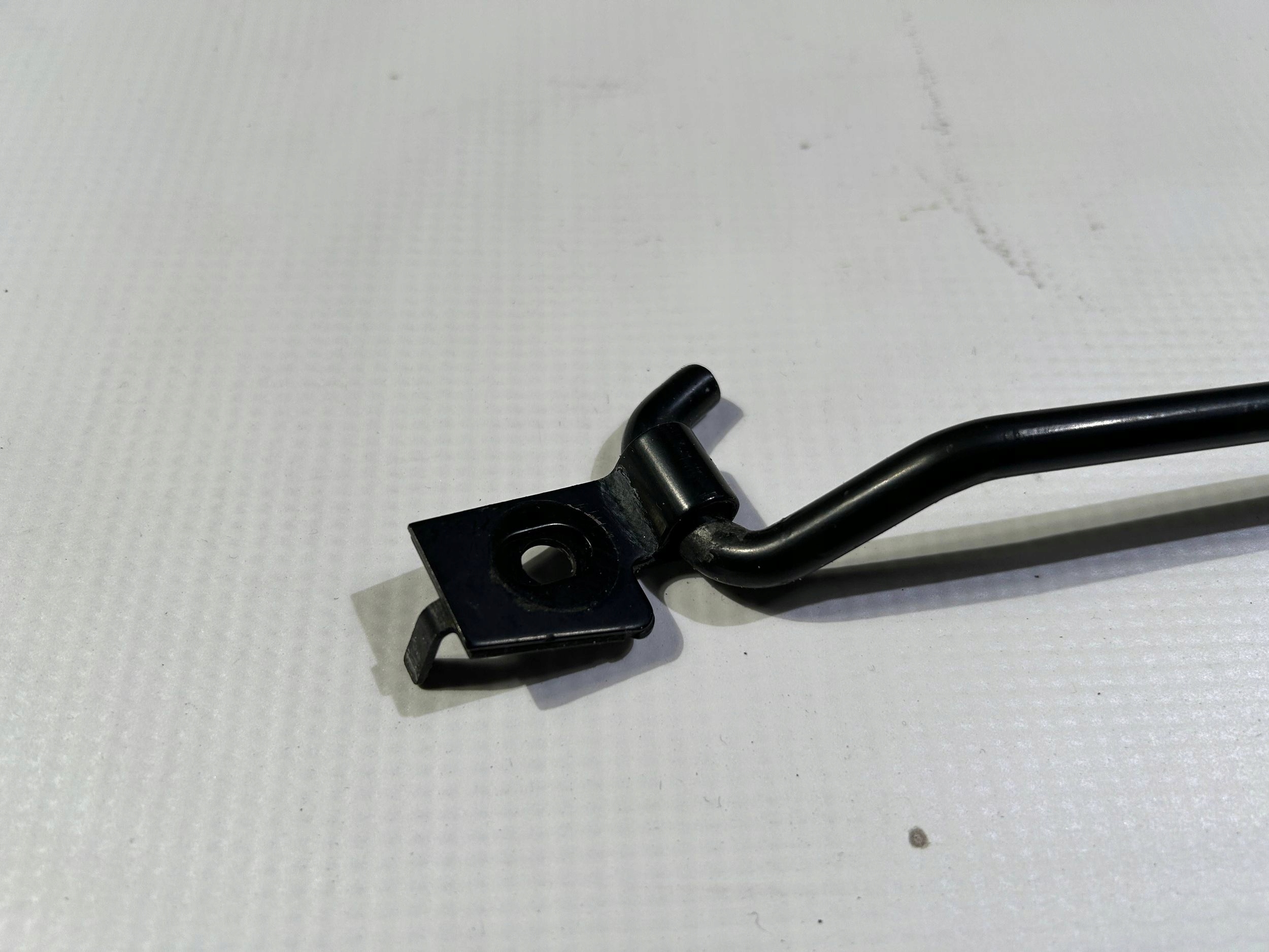 Support podporka patyk Console du capot Ford Mustang 2015
