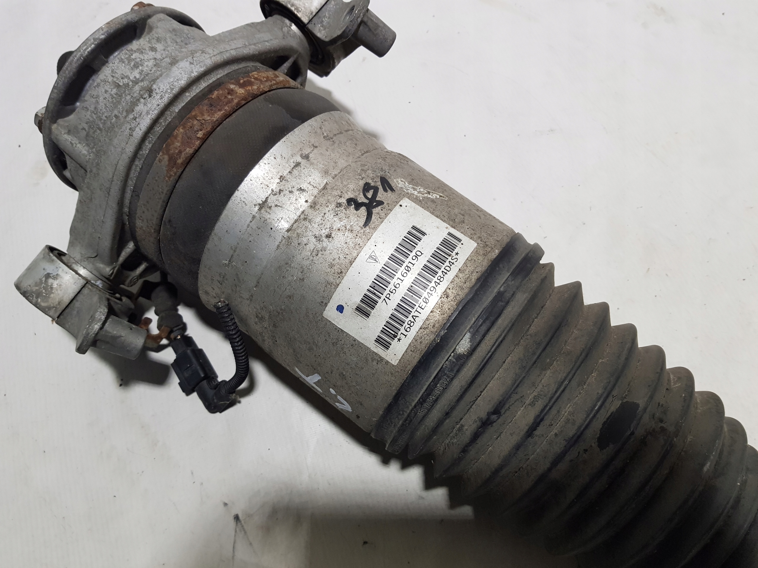 shock absorbers rear part left PORSCHE CAYENNE II S 7P 4.8