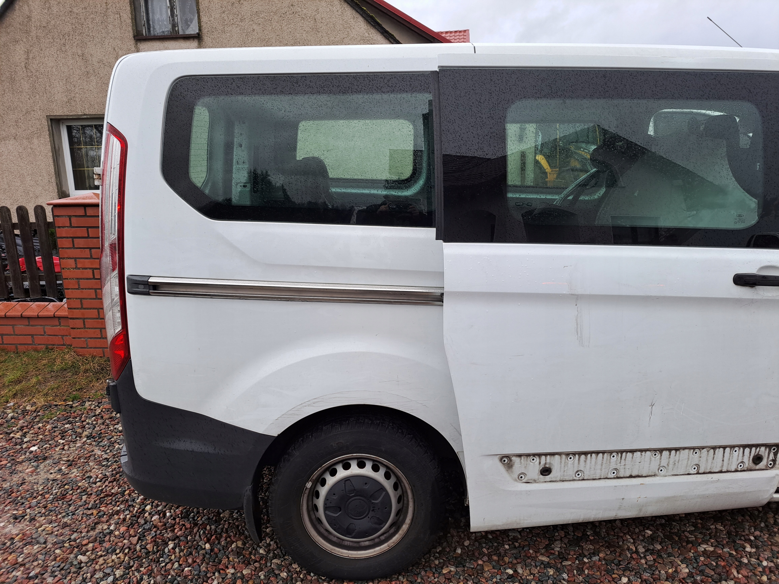 FORD CUSTOM 14 R ĆWIARTKA BŁOTNIK TYŁ PRAWY Numer katalogowy części BK21-B200K22-