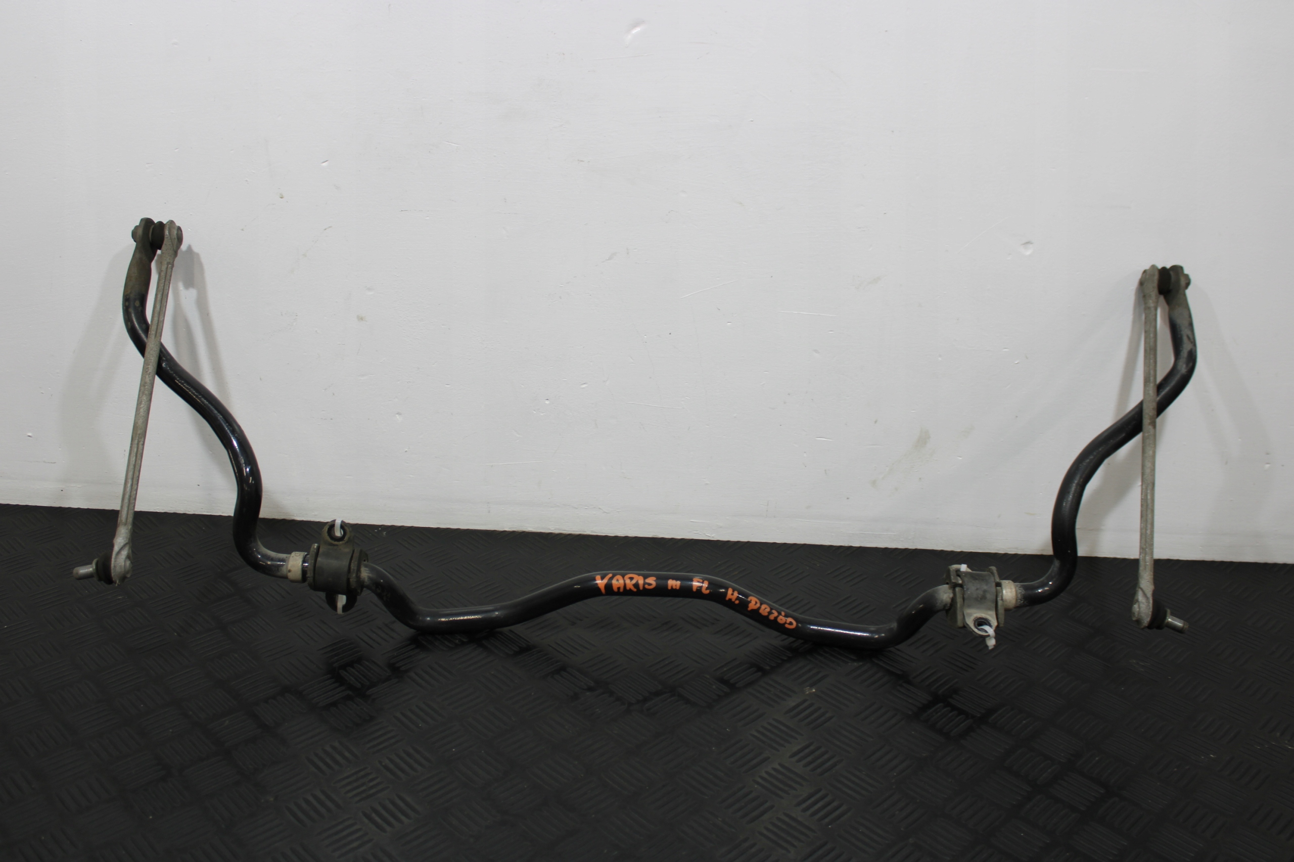STABILIZATOR bar front TOYOTA YARIS III 3 LIFT