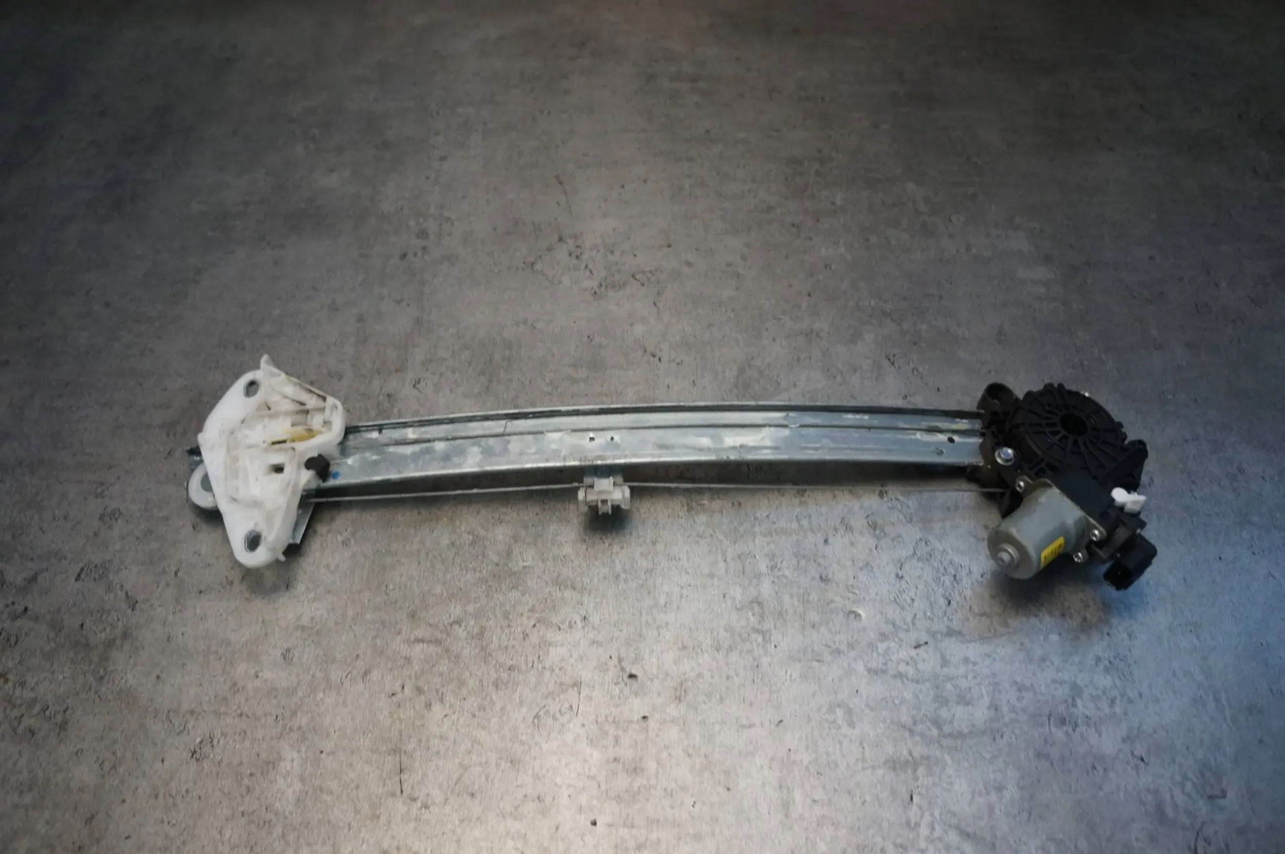 PODNOŚNIK MECHANIZM SZYBY LEWY PRZÓD PRZEDNI LEWY HONDA CIVIC X HB