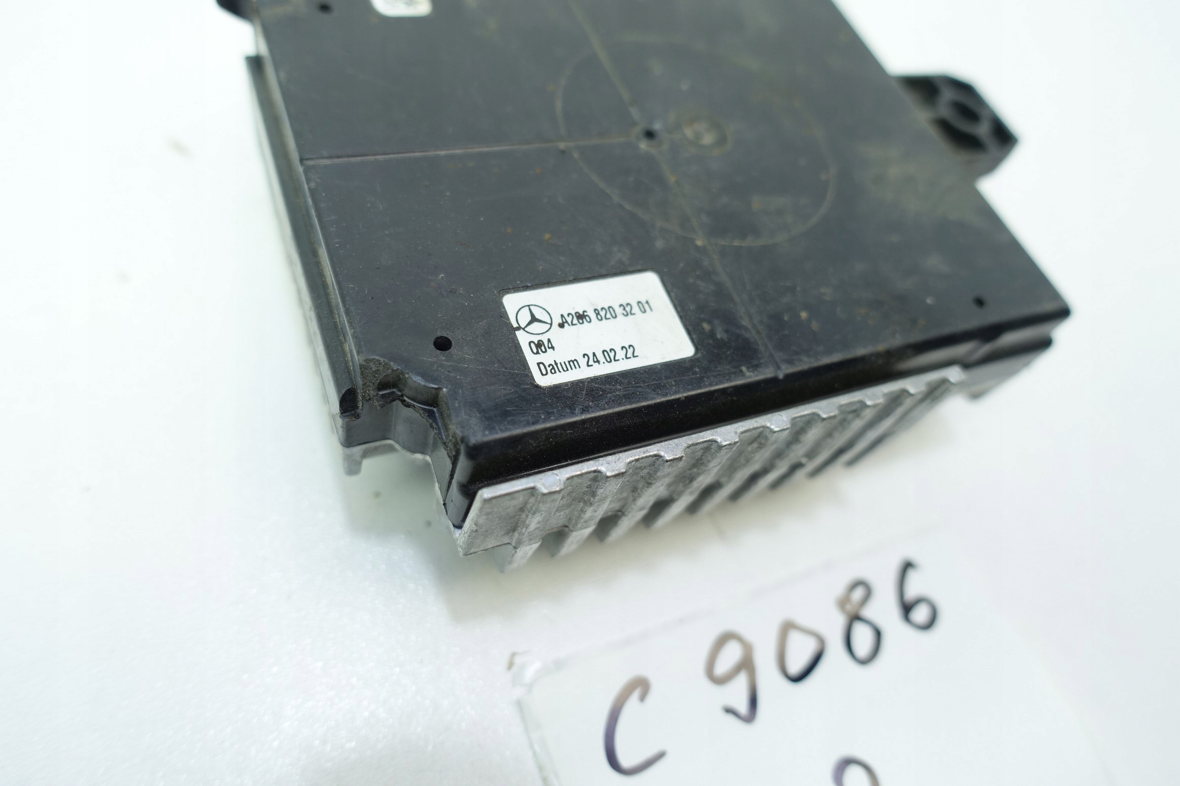 Module Unité de contrôle MULTIMEDIALNY MERCEDES A2068203201
