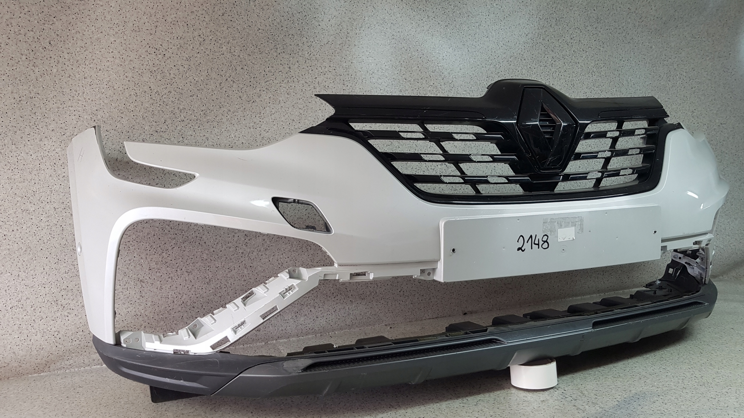 RENAULT ARKANA RS 2019 - bumper front 2148
