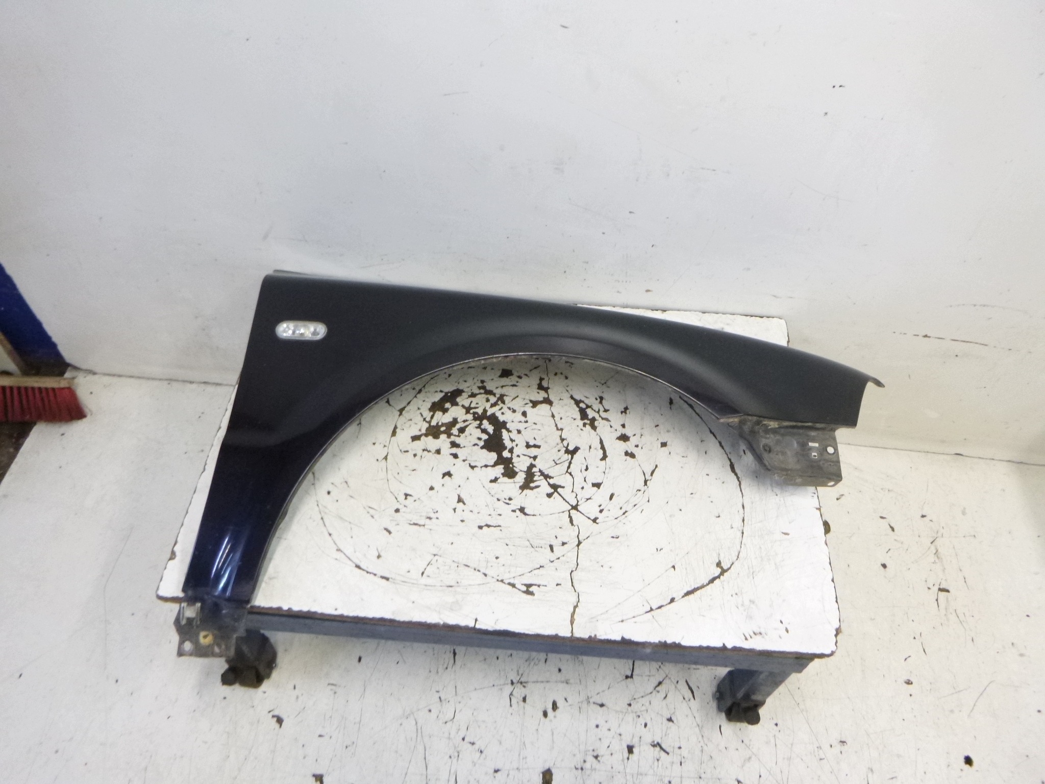 parafango PRWAY VW Passat B5 LIFT FL LC9Z 2004r.