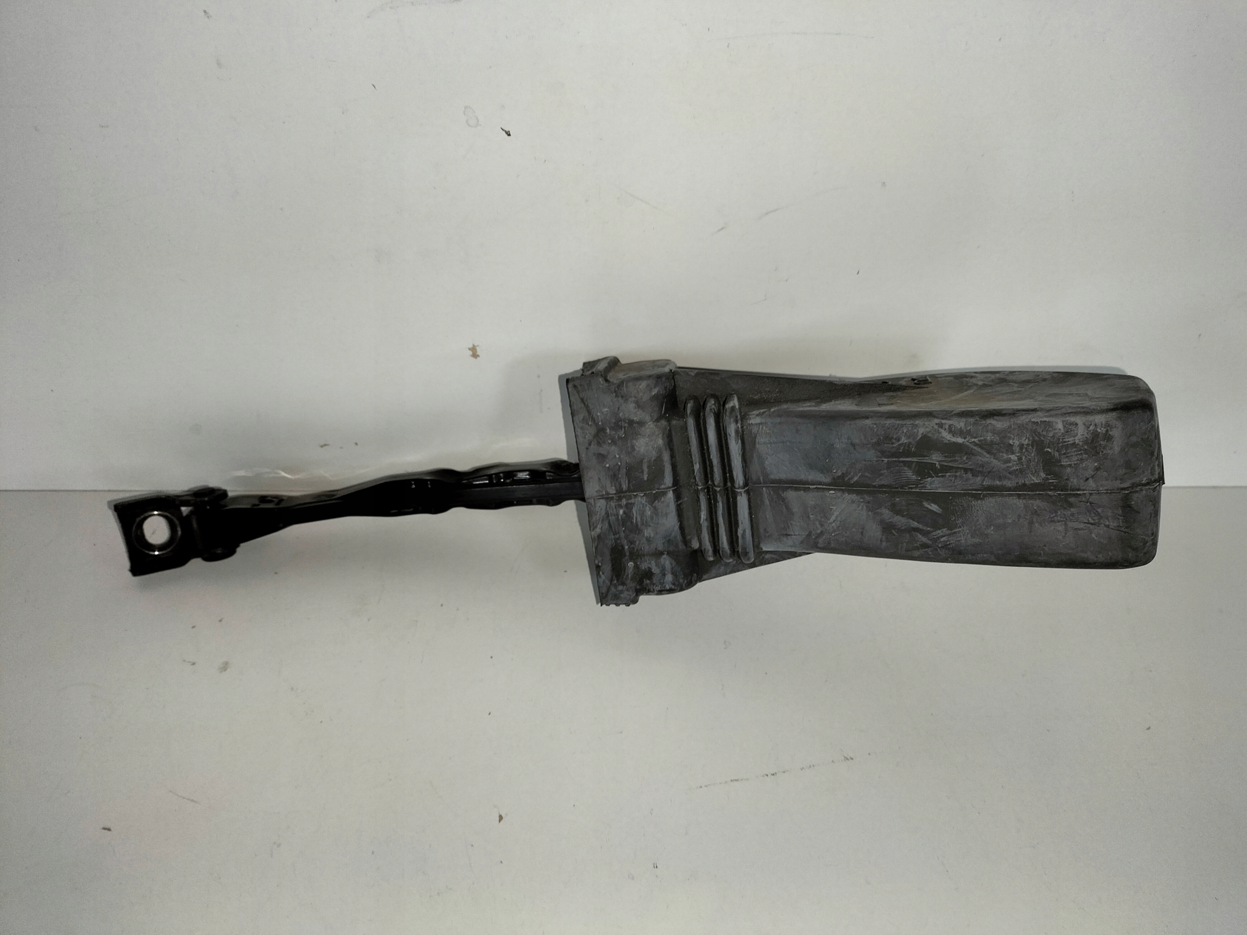 limiter door front VW TOUAREG II 10