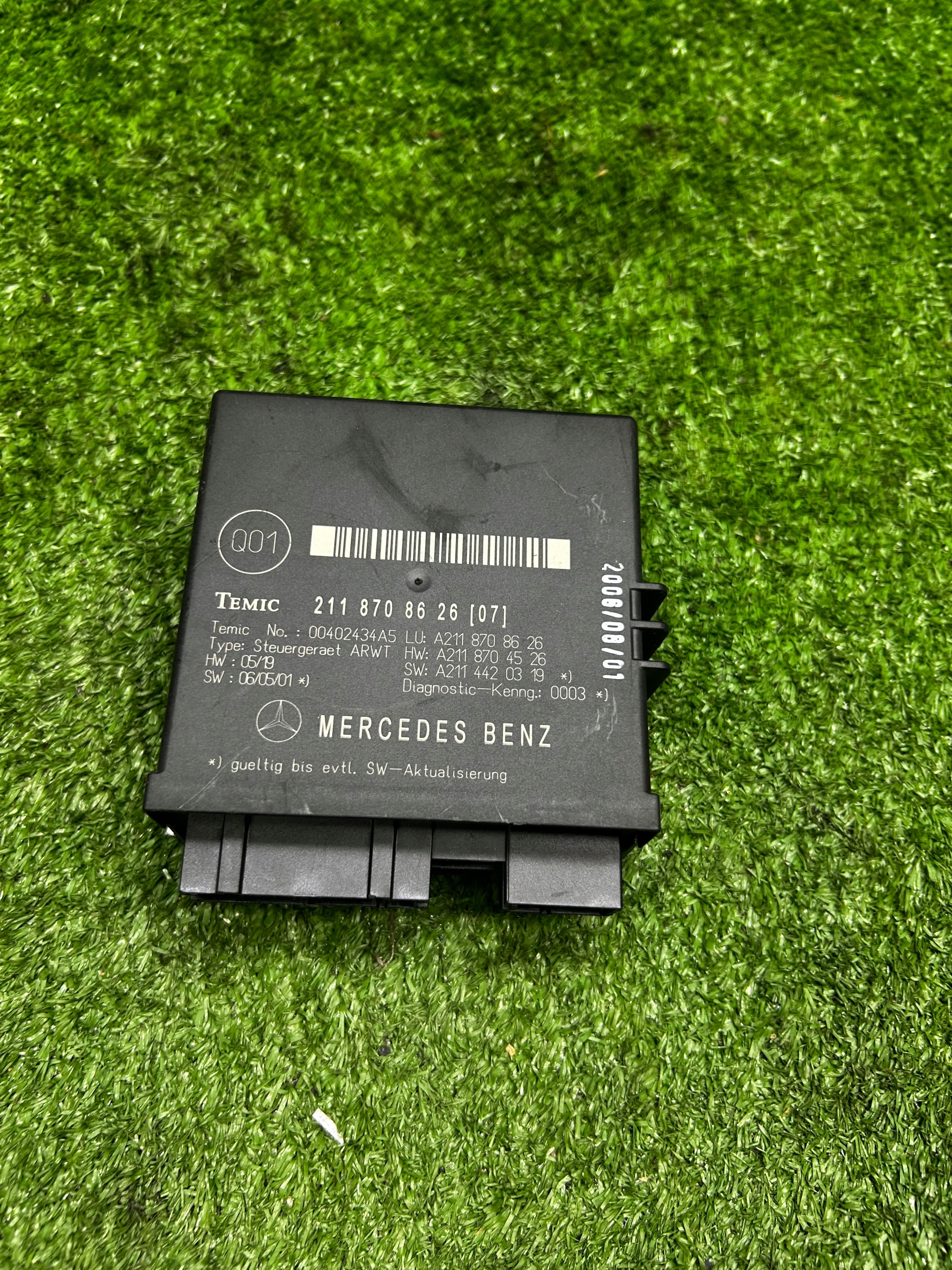 MODUŁ KLAPY TYŁ MERCEDES W211 KOMBI 2118708626