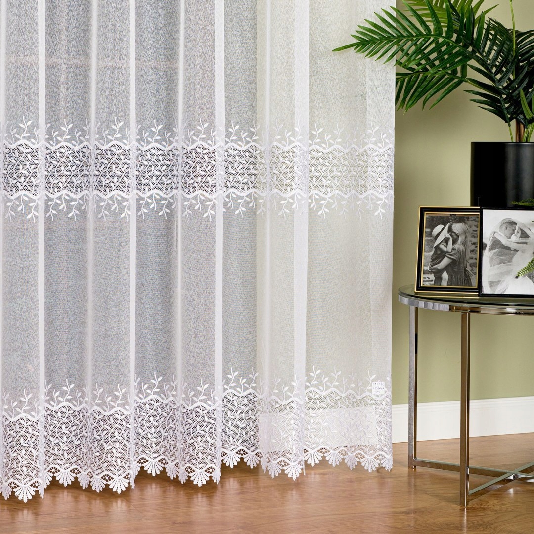 Markizeta premium APL03 Enzo s guipurou 2 Pásky Bílá Šitá S Páskou 500 x 290 cm