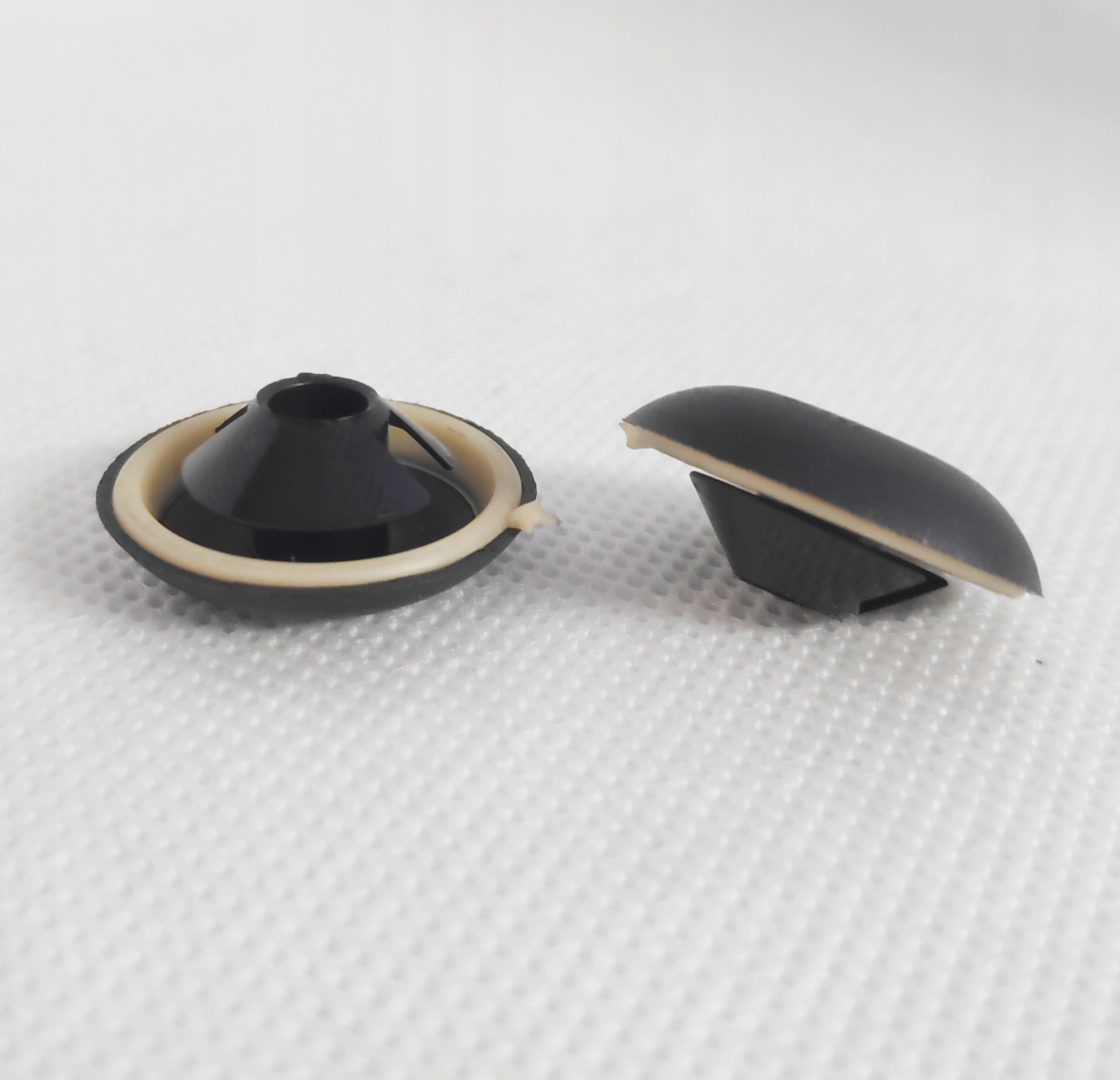 ZAŚLEPKA KOREK PODŁOGI PROGU 10 mm VW AUDI VAG Jakość części (zgodnie z GVO) O - oryginał z logo producenta pojazdu (OE)