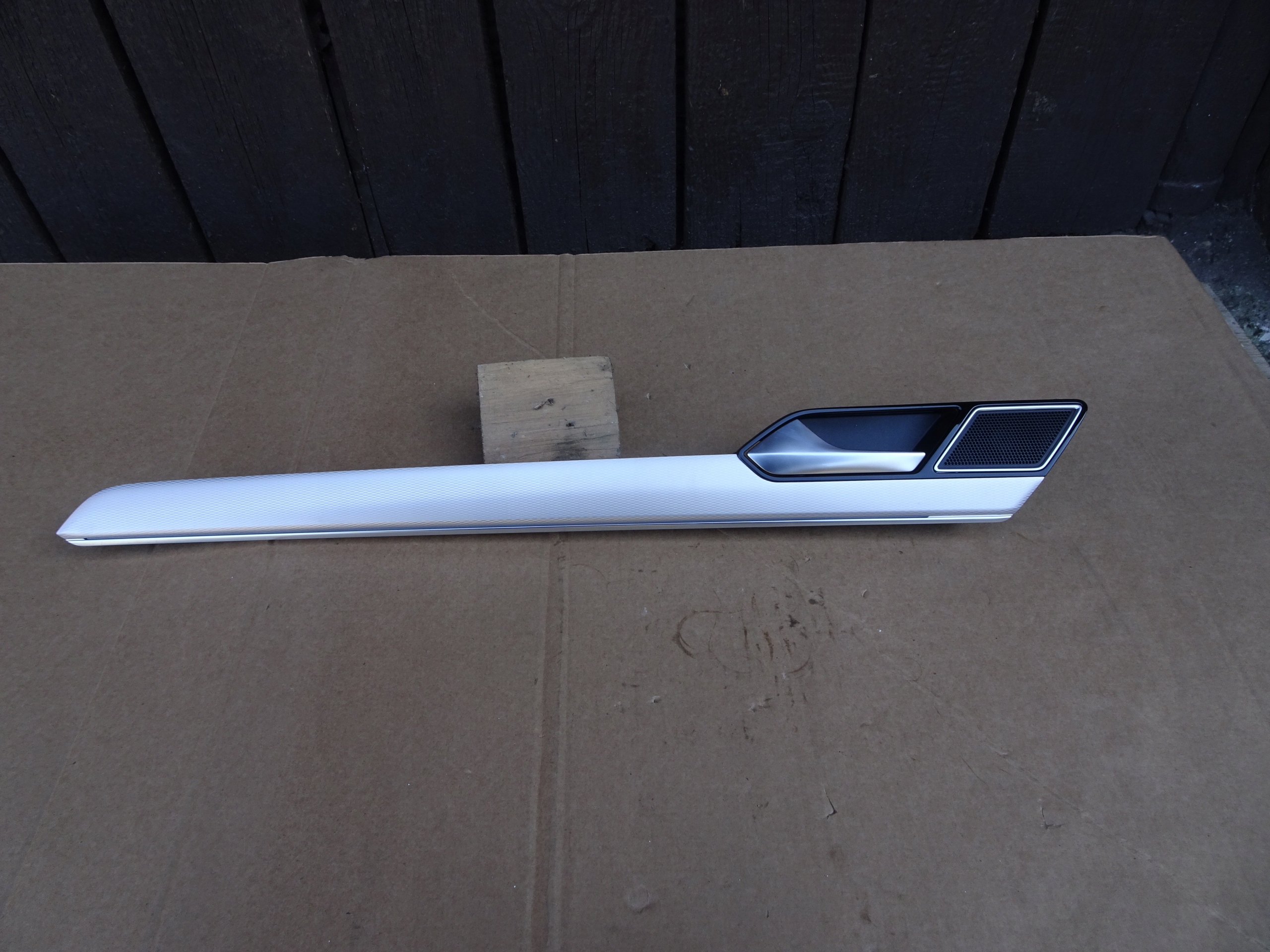 vw PASSAT B8 ручка молдинг двери левый зад 3G0839113C 3G0867449A