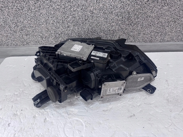 light right Passat B8 Full Led lens Przedlift TOP LED complete