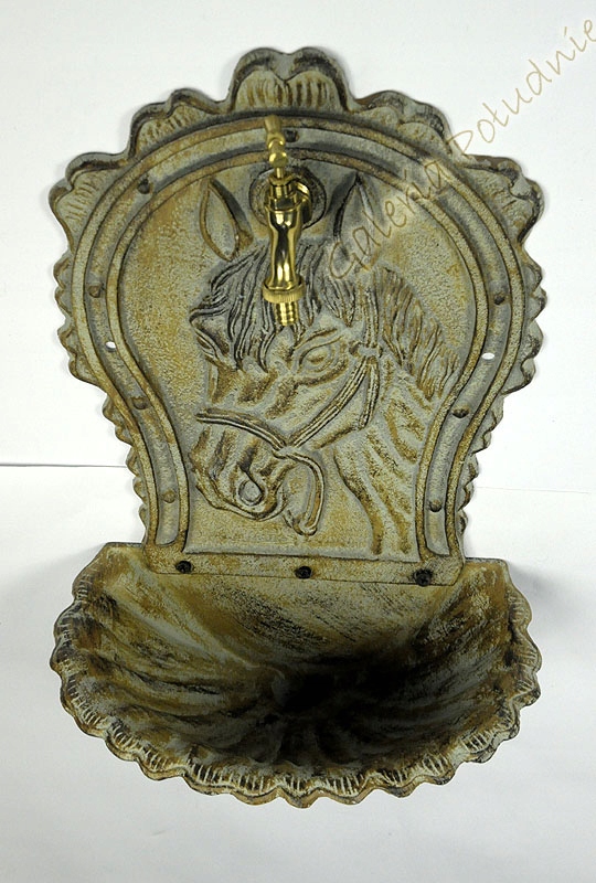 Żeliwny zlew z głową konia Producent inna