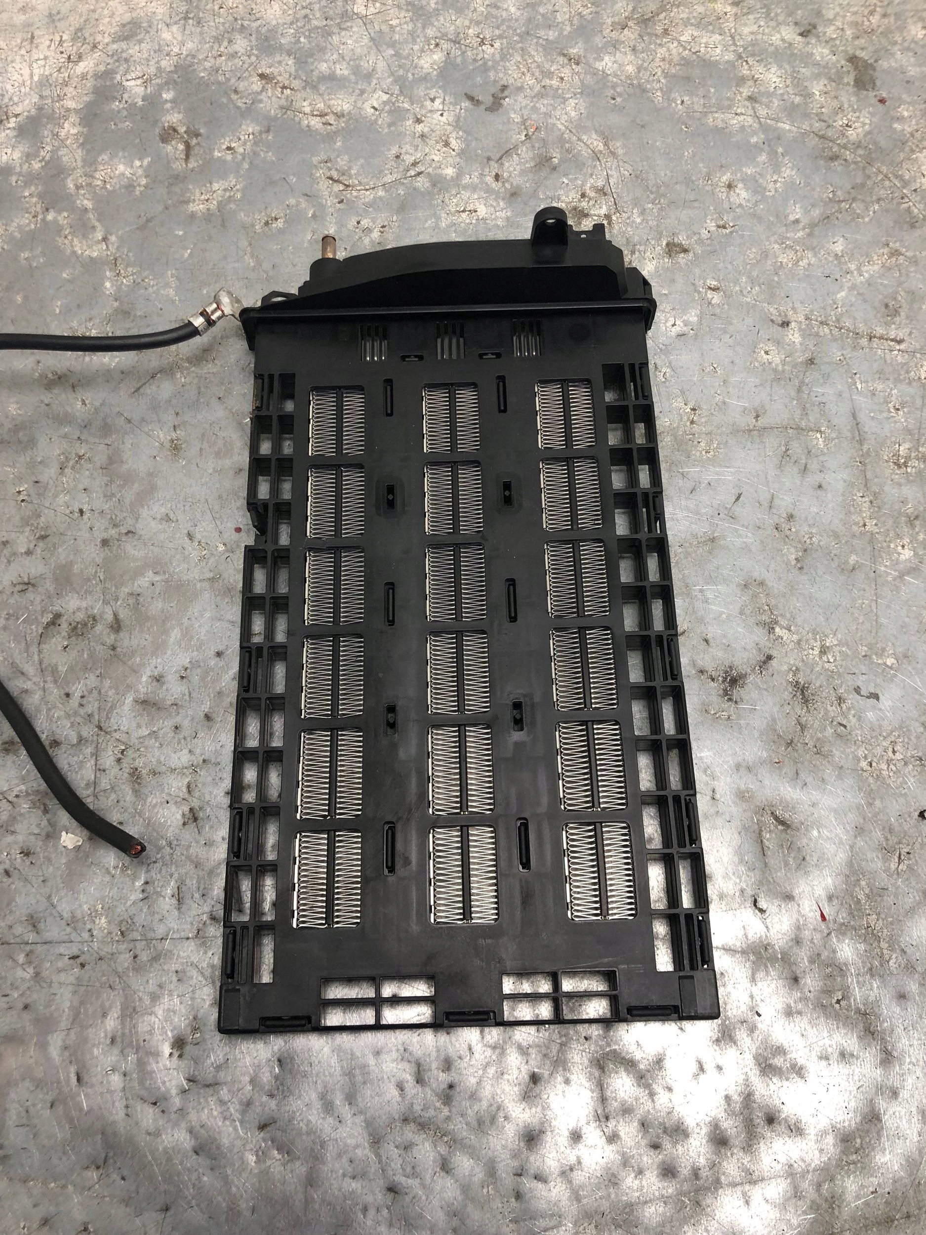 ohřívač elektricka BMW X1 E84 9194595