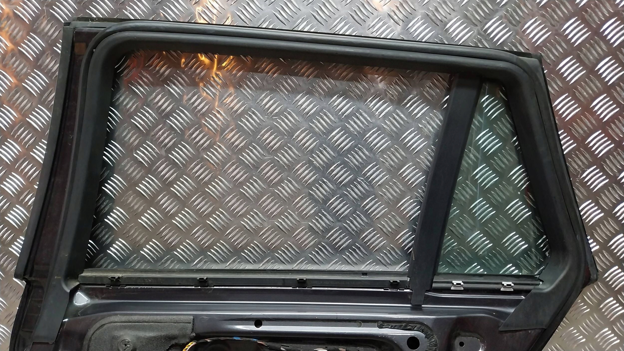door rear part right BMW 3 E91 04