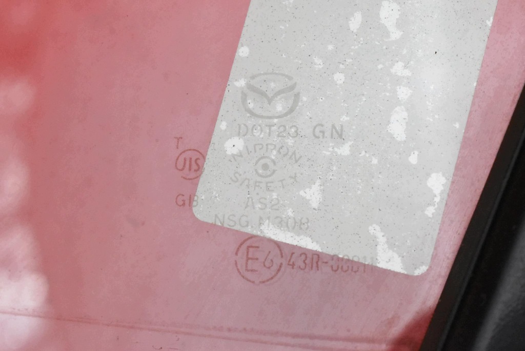 OKNO Karoséria pravá predok MAZDA MX-5 III NC 05-08