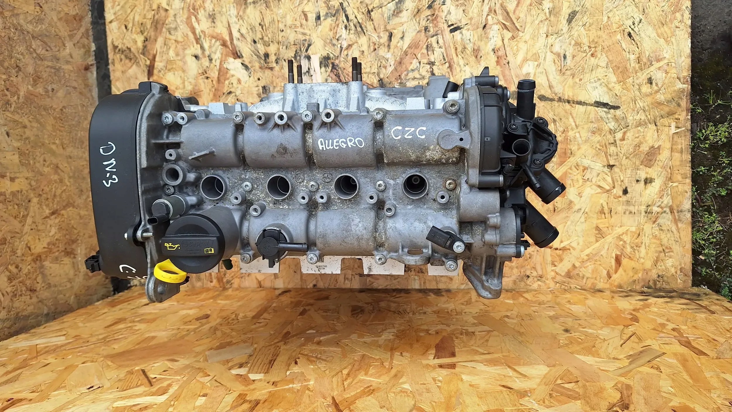 engine VW SEAT SKODA 1,4 TSI CZC unprotected pillar