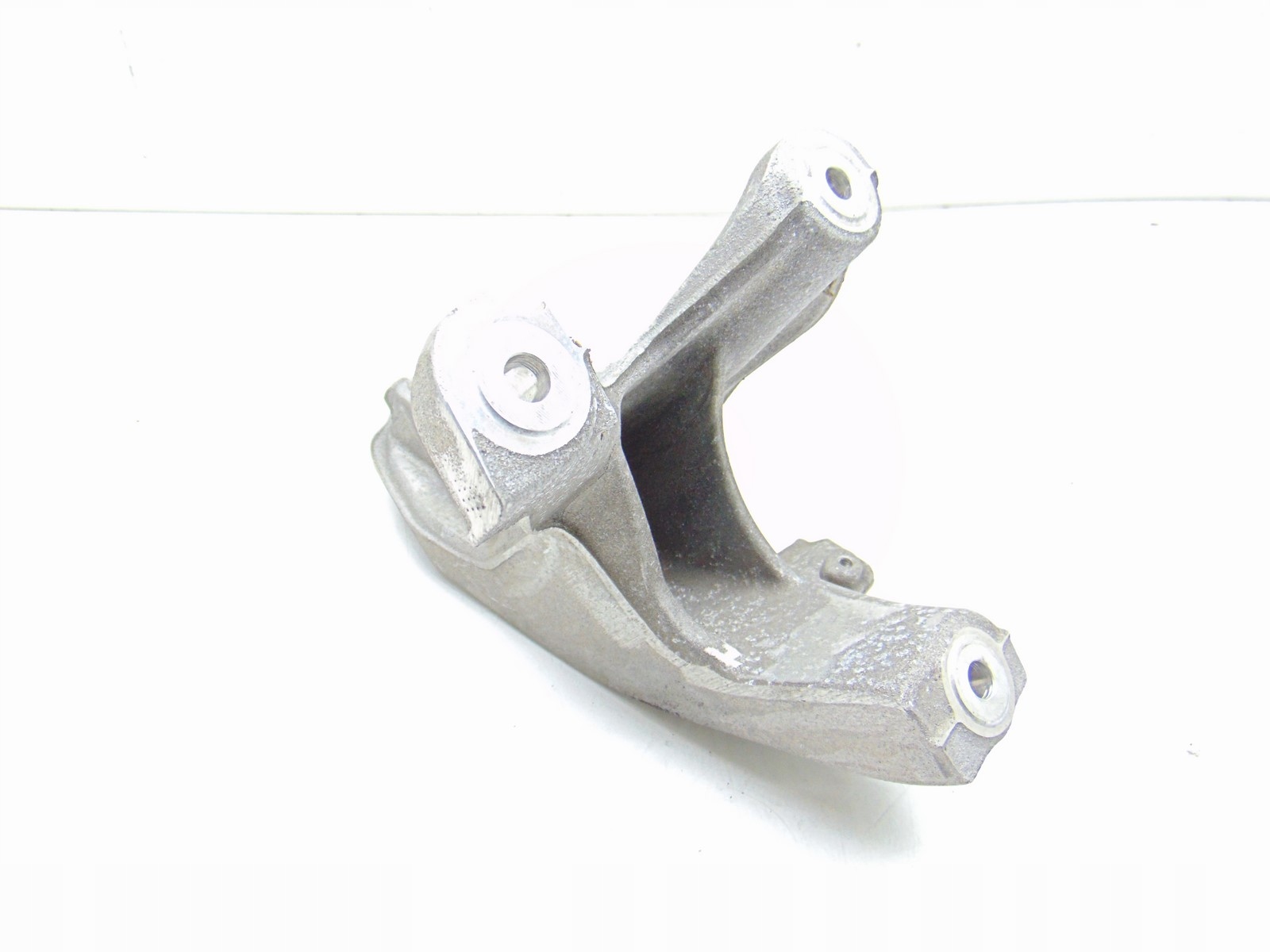 SUPPORT POIGNÉE MOTEUR AUDI R8 4S 5.2 V10 4S0199308C