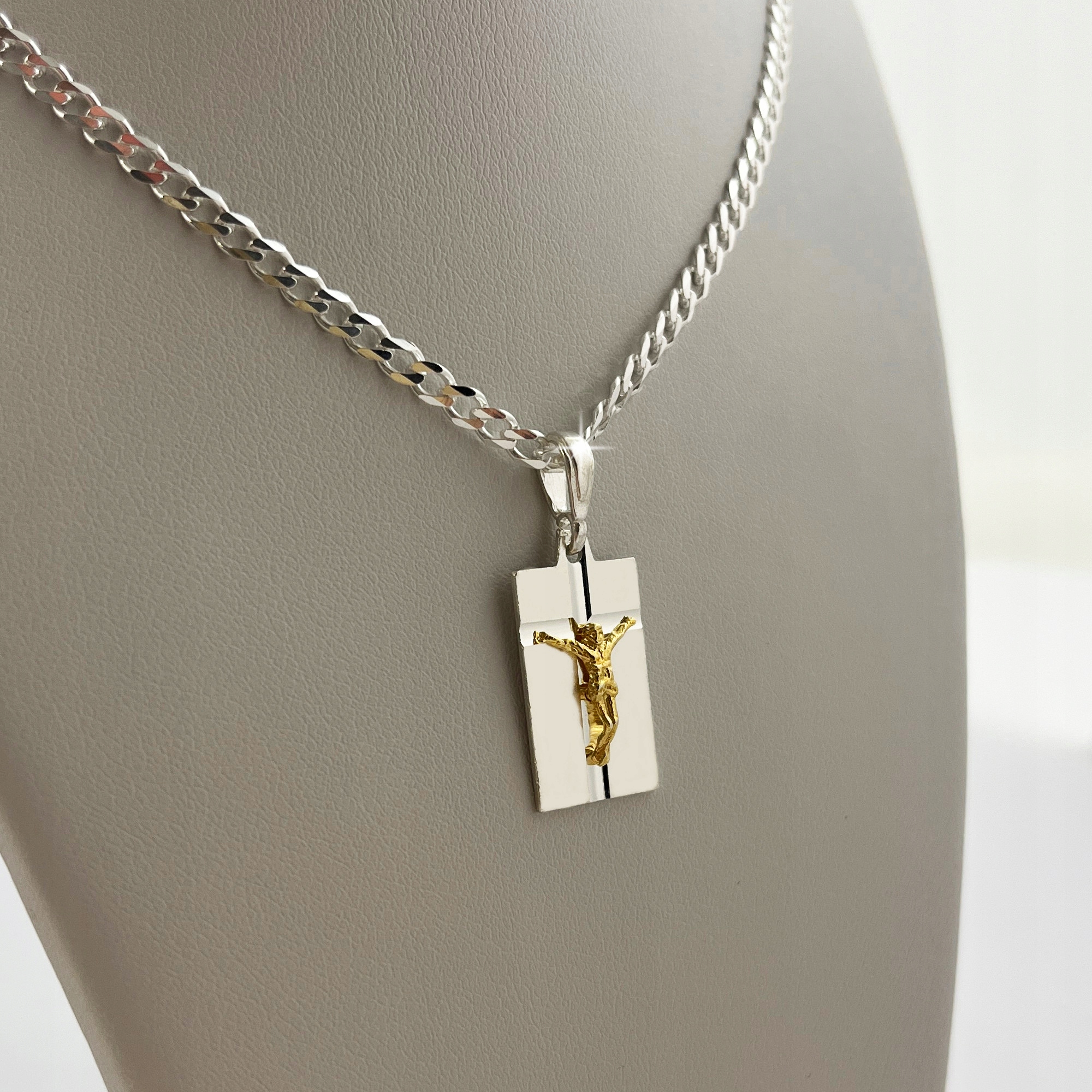 SREBRNY ŁAŃCUSZEK KOMUNIJNY NASZYJNIK + MEDALIK PR. 925 + GRAWER KOMUNIA Kolekcja Na Komunię Komunijny Chrzest Grawer Zawieszka