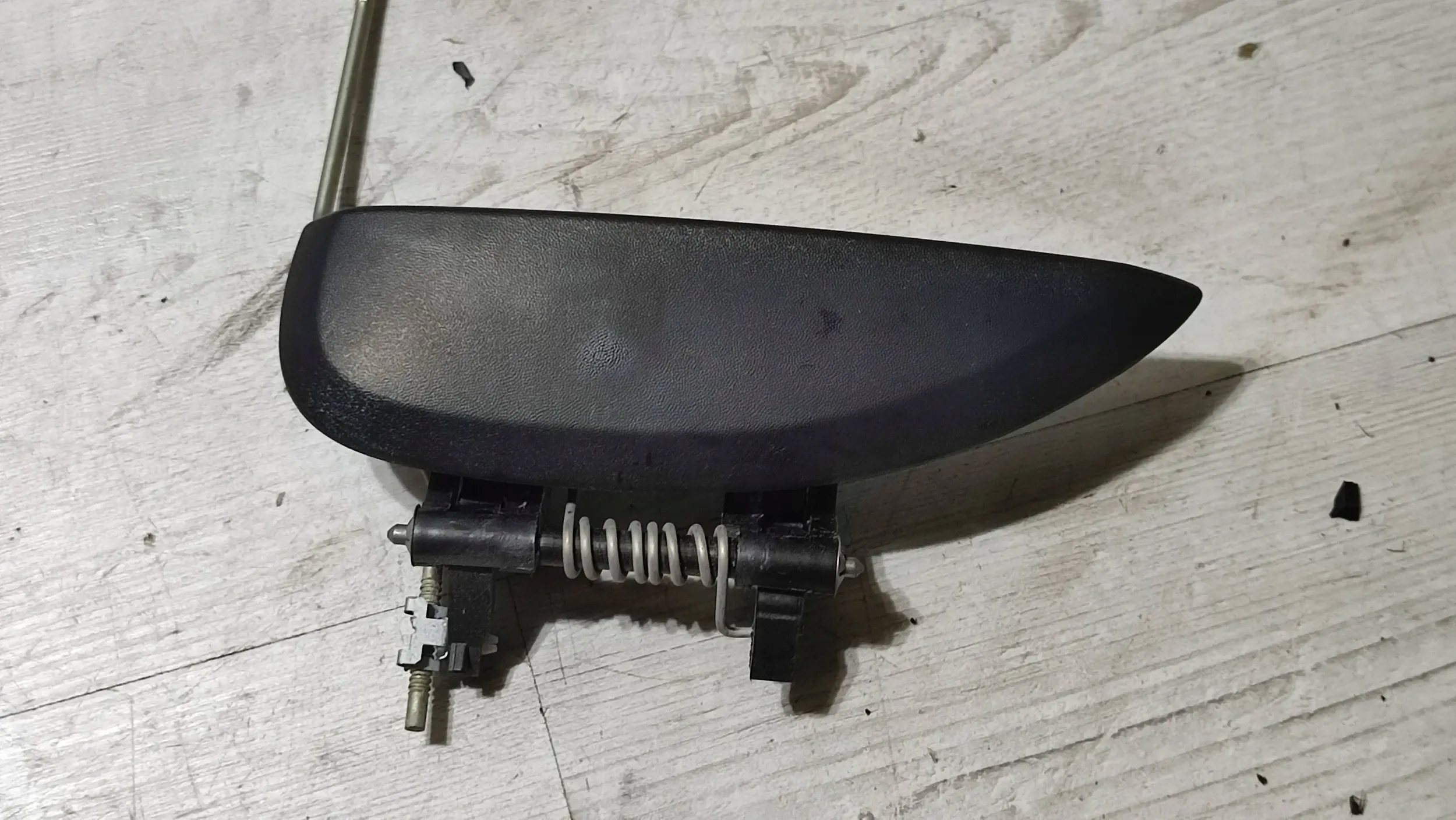 Dacia Logan II 2019r front side left handle exterior door