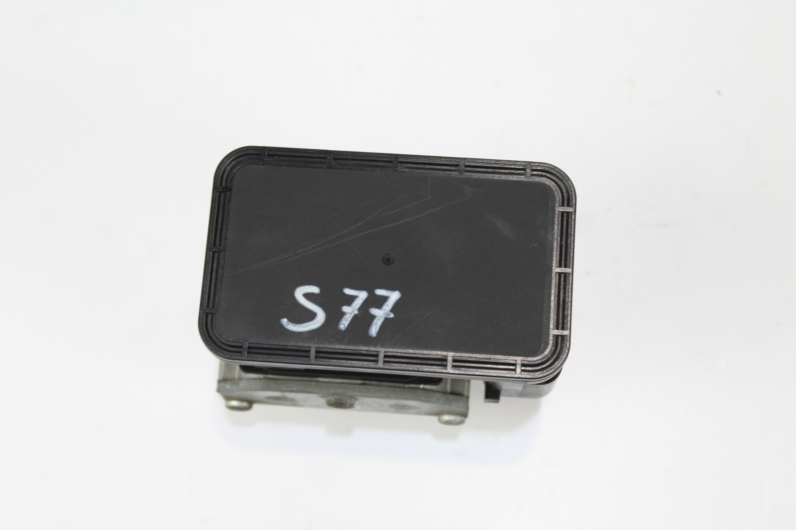 SUZUKI SV 650 16-НАСОС ABS