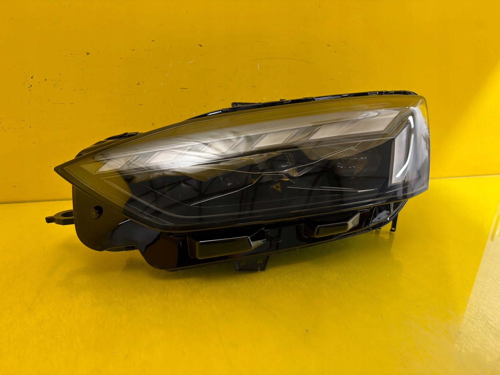 light left front Audi RS5 RS 5 8W6 Lift Laser 8W6941085D