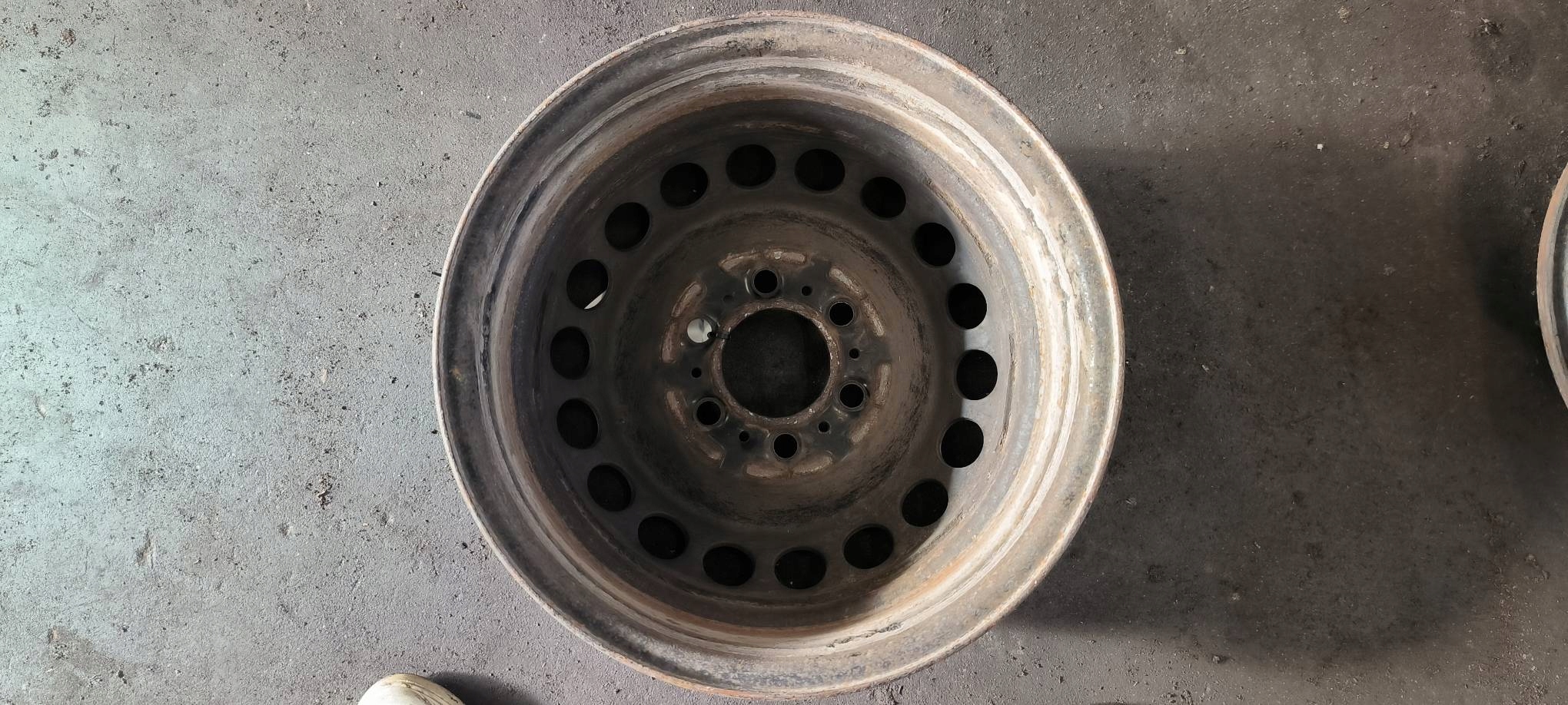 disk STALOWA 16'' . mercedes-BENZ SPRINTER W907 314CDI