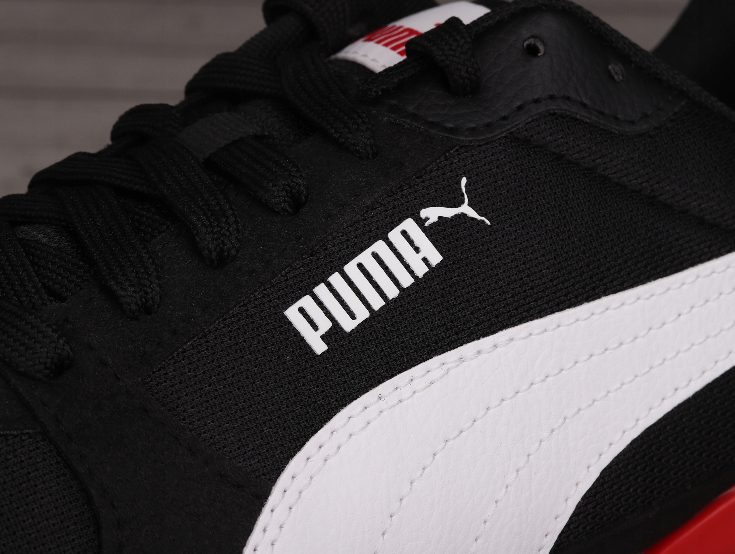 Buty męskie Puma ST RUNNER V3 MESH 384640 08 Rozmiar 40,5