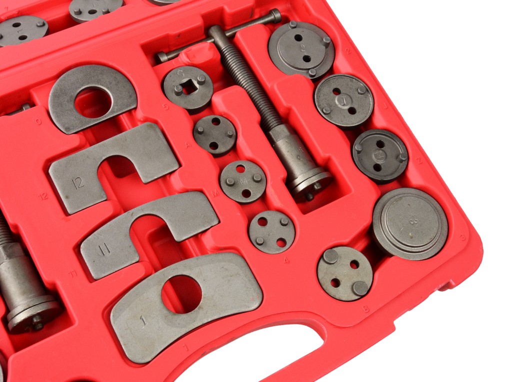 Bb53e34a40b6864fa6cc5f4b4541