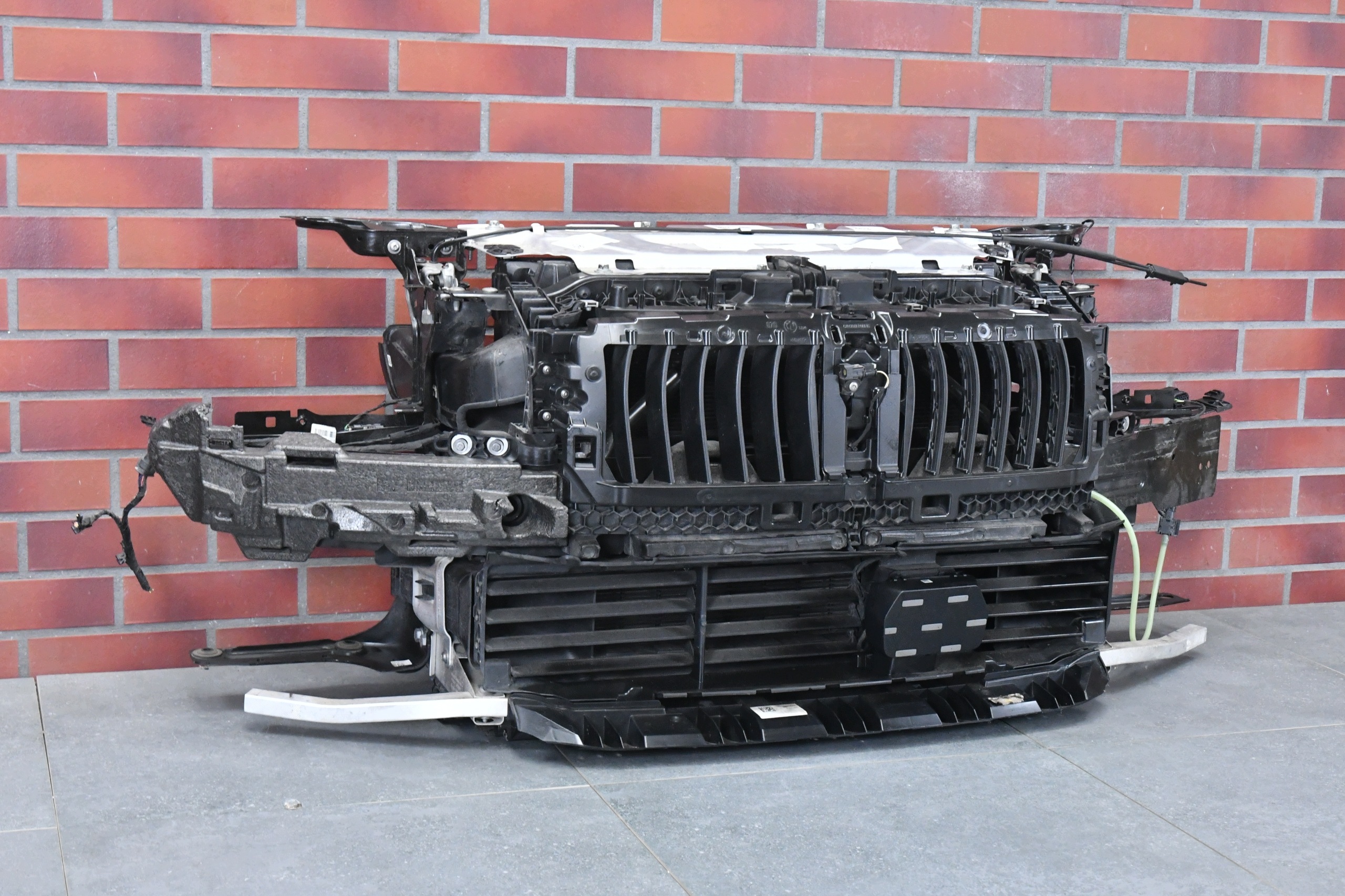 bar, wall radiator RADAR BMW 4 G26 M440i M440iX m-packet