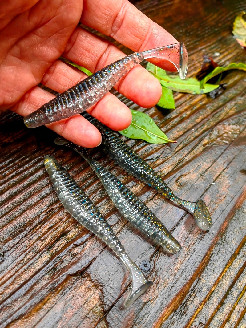 8 szt. Kopyto Armord Shad Damiki 10.2 cm 6g Zander Rodzaj kopyto