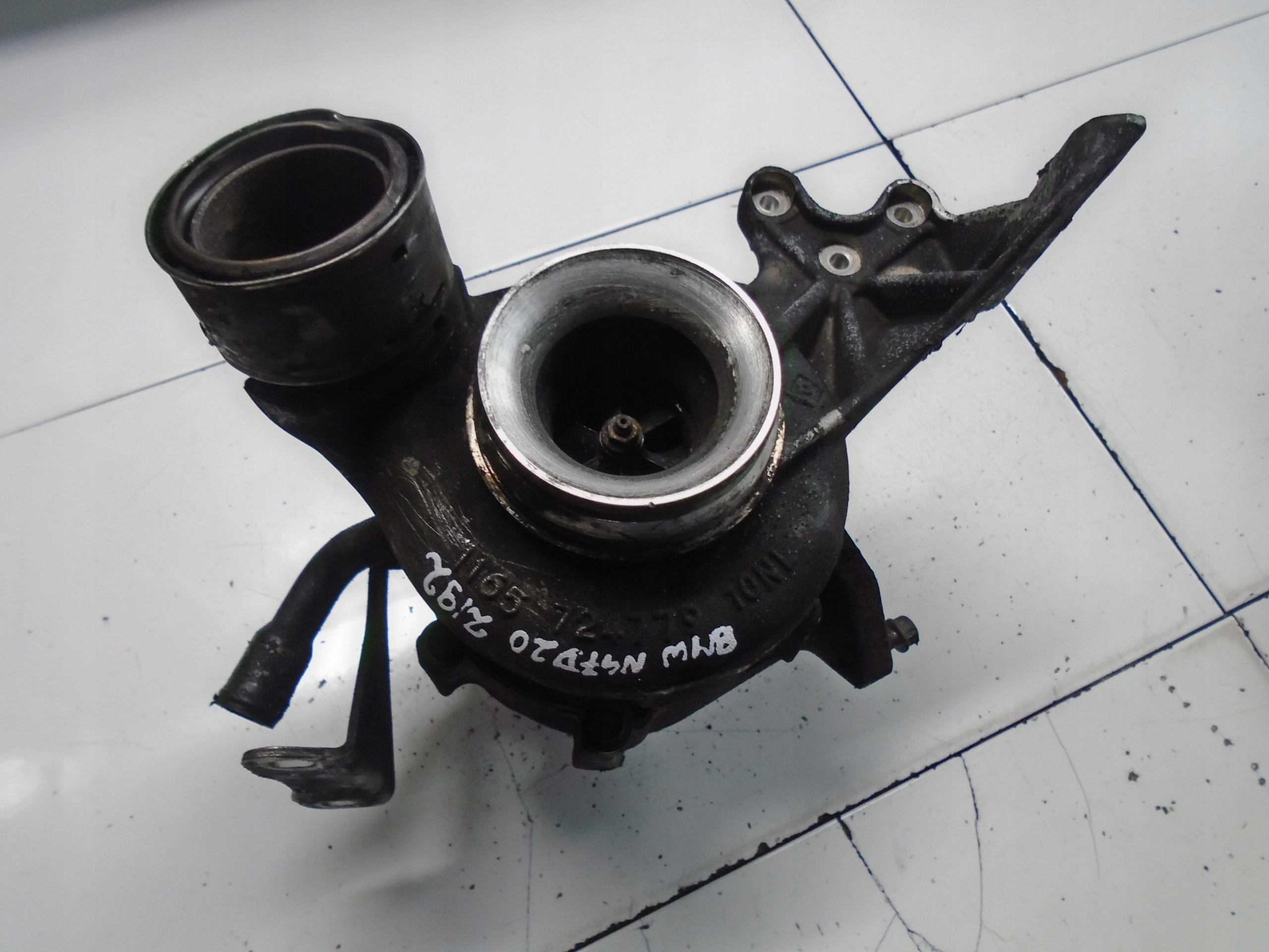 BMW 1 E87 3 E90 2.0D N47 Turbolader TURBINA