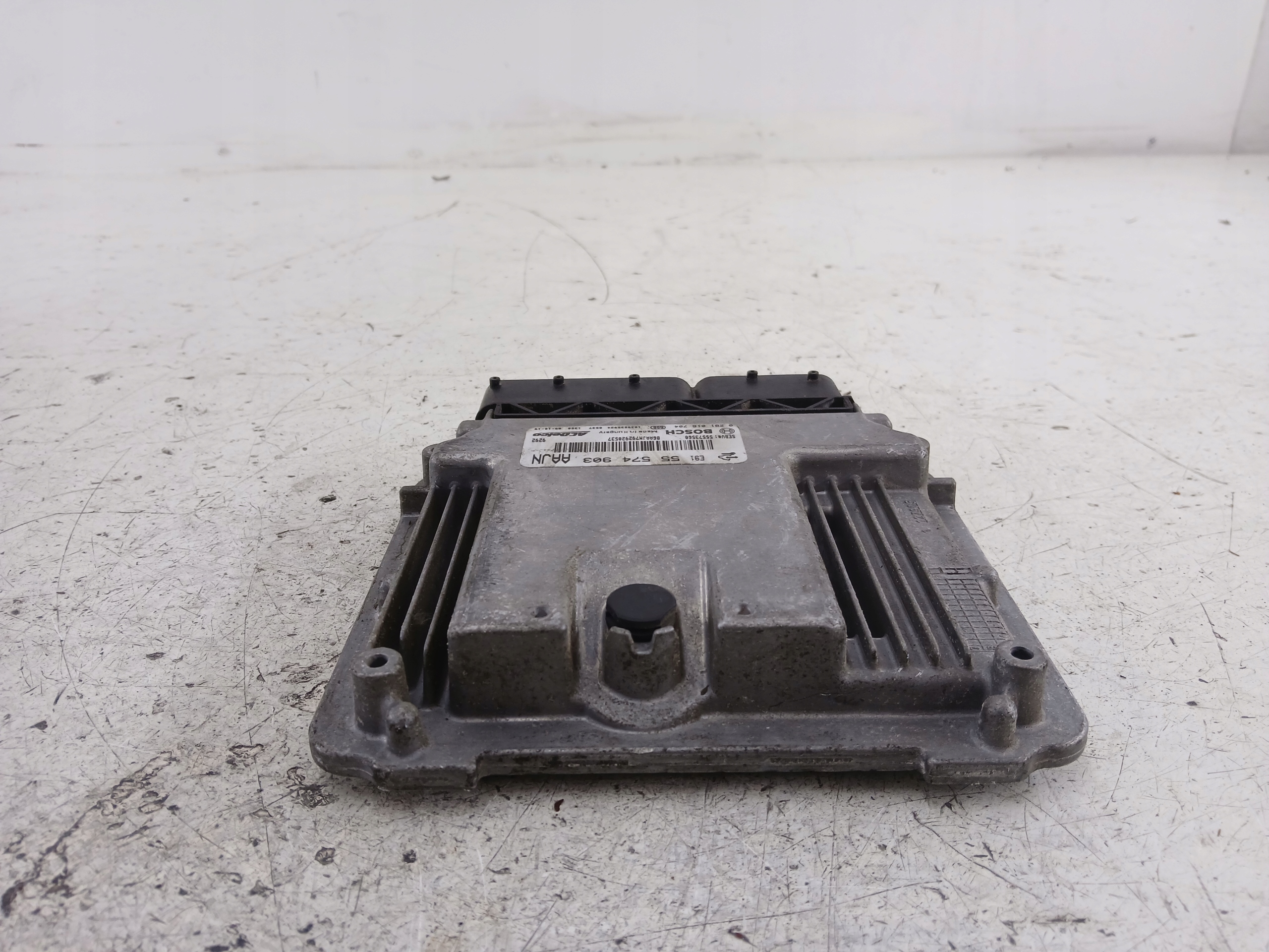 control unit computer of the engine OPEL INSIGNIA A 2.0 CDTI A20DTH 55574903 08-13