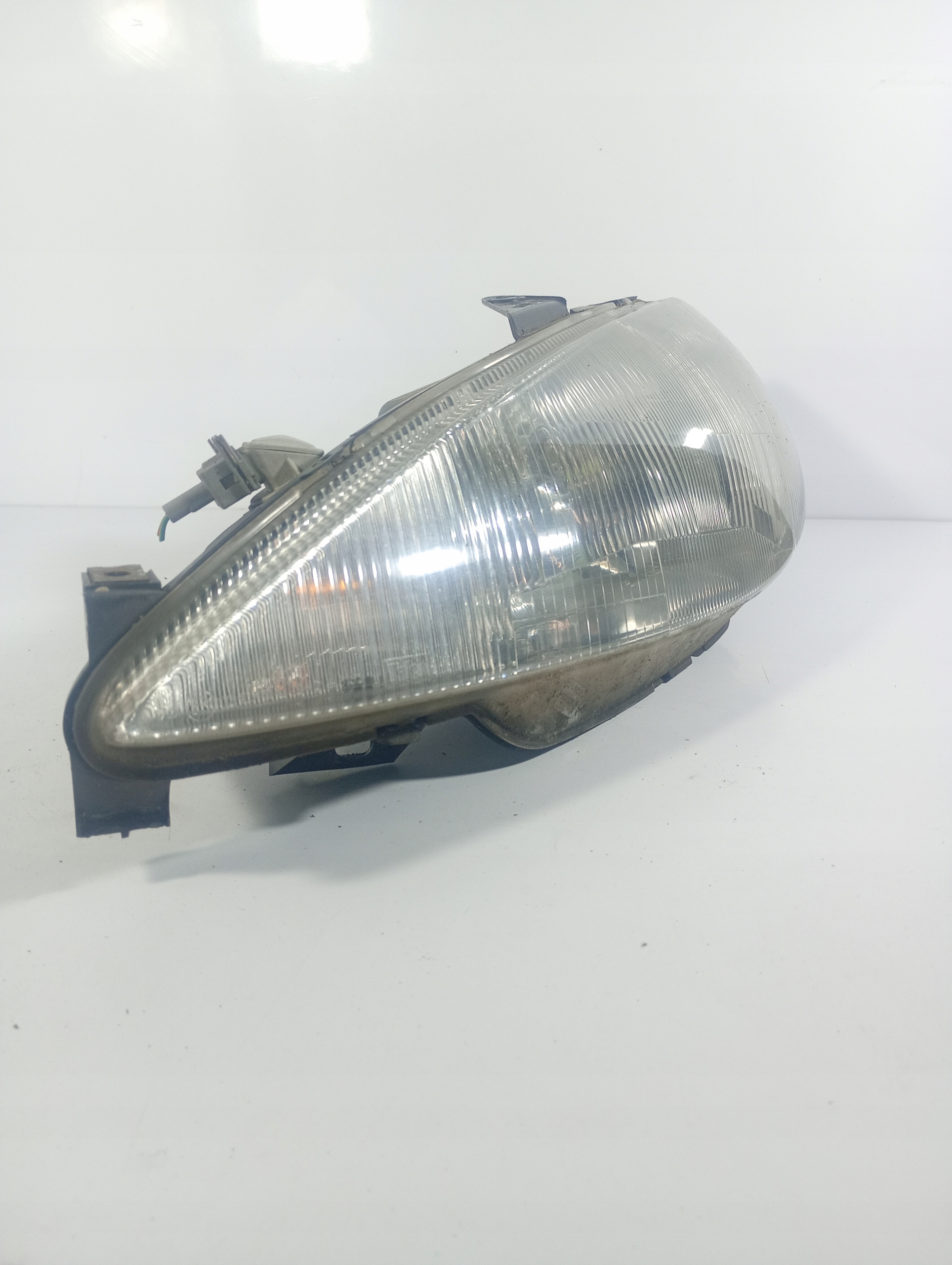 Peugeot 206 98-09 REFLEKTOR left front light left front front OE 6204S7