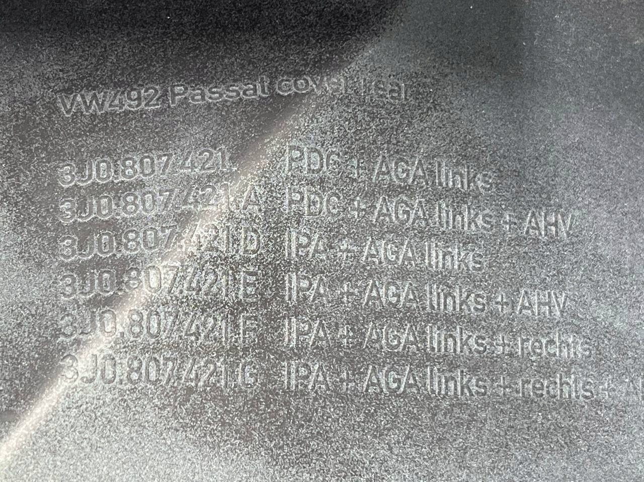 VW PASSAT B9 2023-> nárazník záď 3J0807421