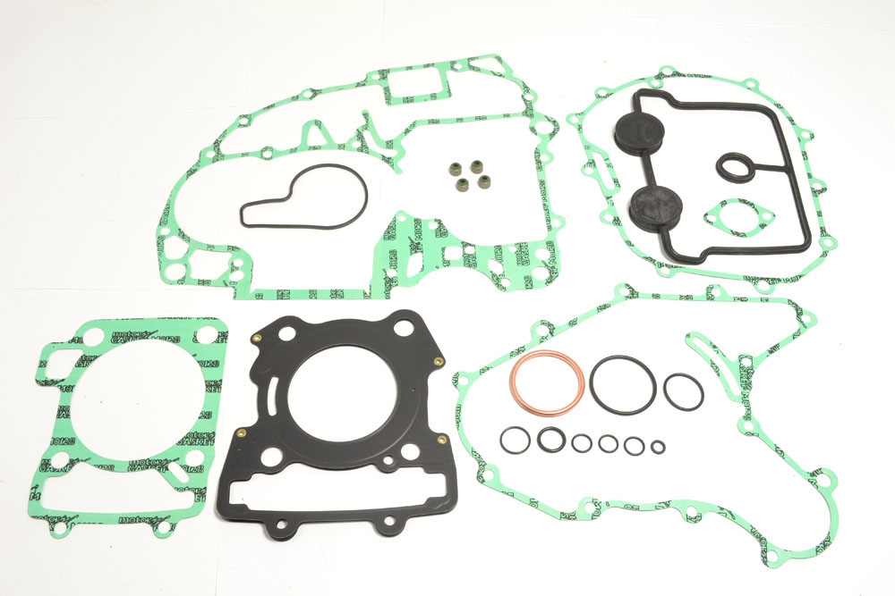 Athena Sada Tesnení Ktm Duke 200'12-16 (s Tesnením Ventilového Krytu)