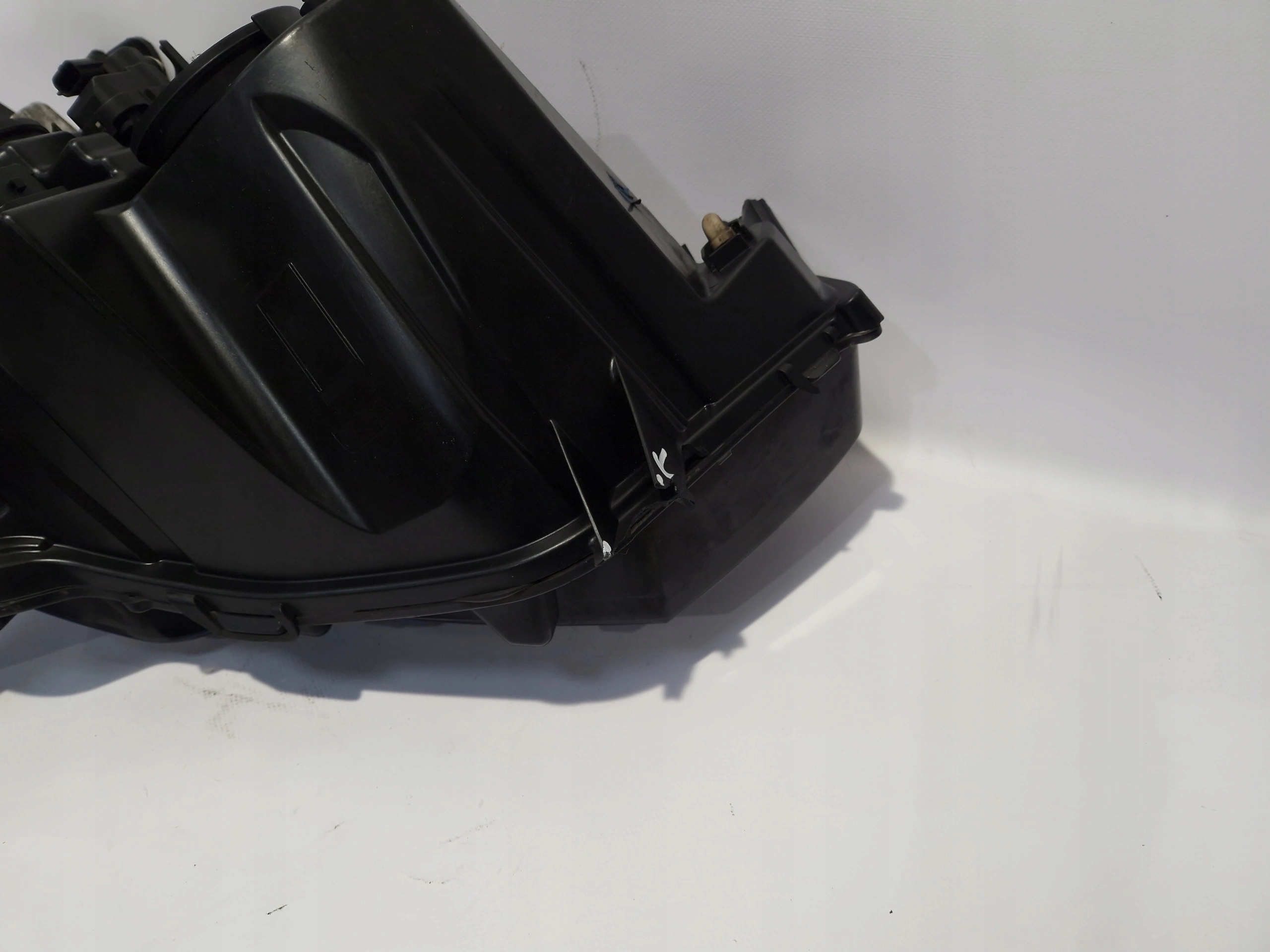 light left front RENAULT MASTER IV 19- original 260607867R
