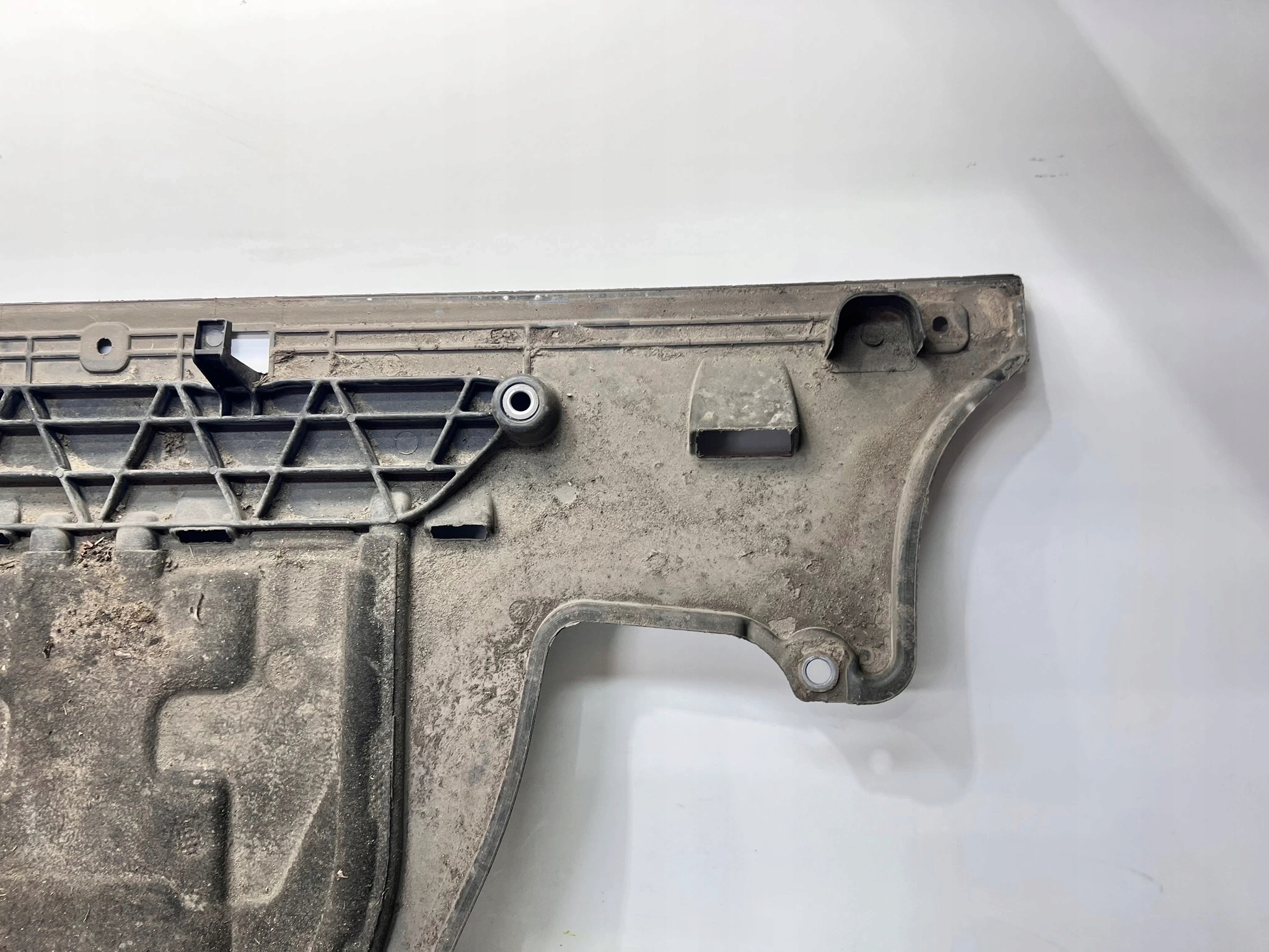 Blende Abdeckung abdeckung Unterfahrschutz AUDI Q4 E-TRON 1EA825901B 83/26