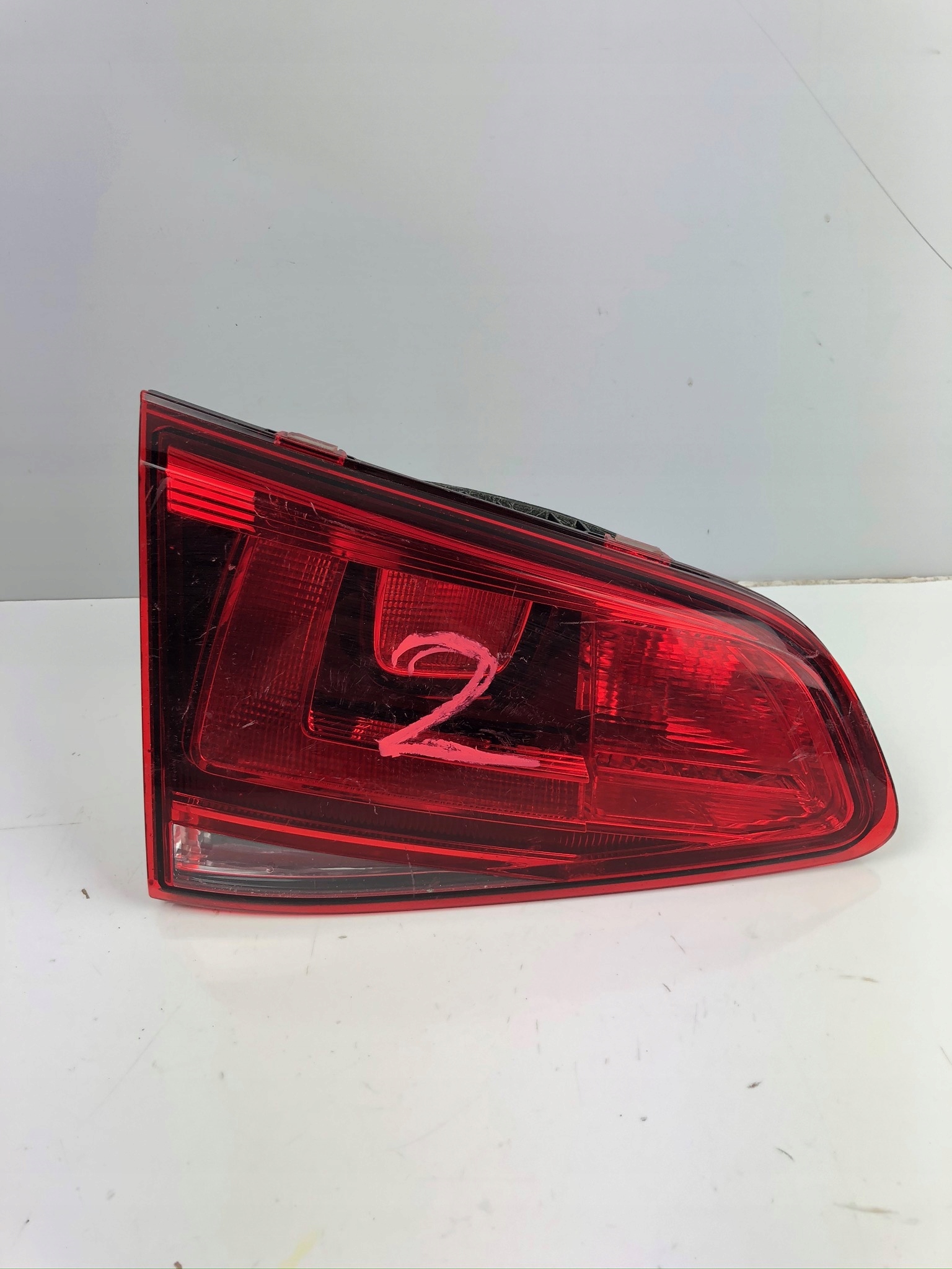 light left rear part to the bonnet VII 5G0945093P