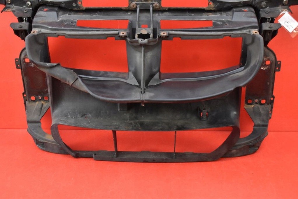 support panel for radiators BMW E90 E91 2.5 and 218 KM sedan 04-10