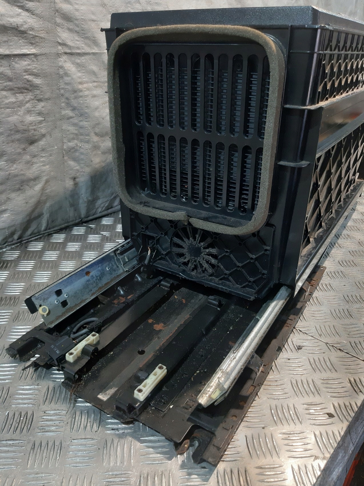 Lodowka Szuflada Mercedes Actros MP 4 A9608400943