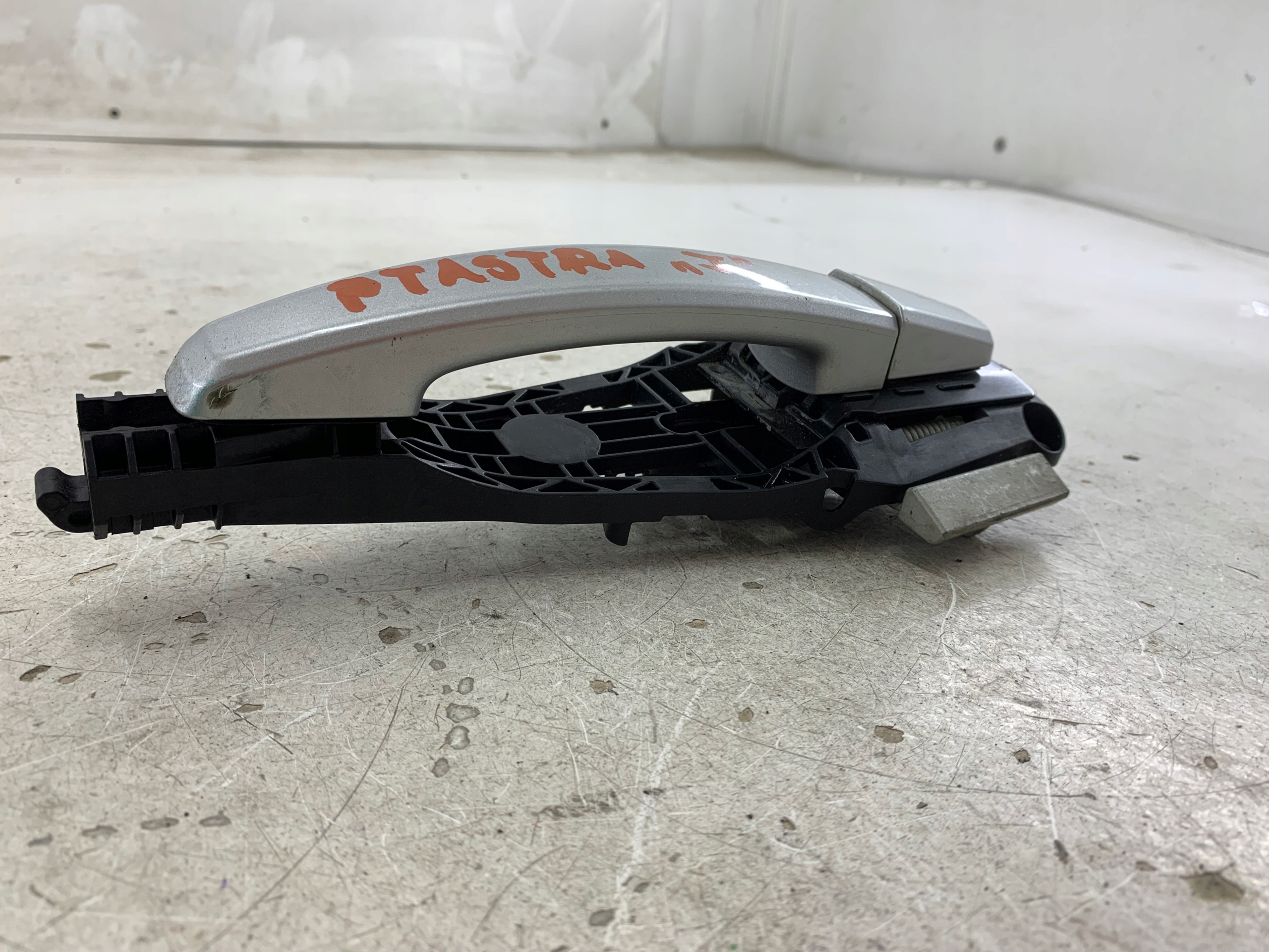 OPEL ASTRA J handle exterior right rear part Z167